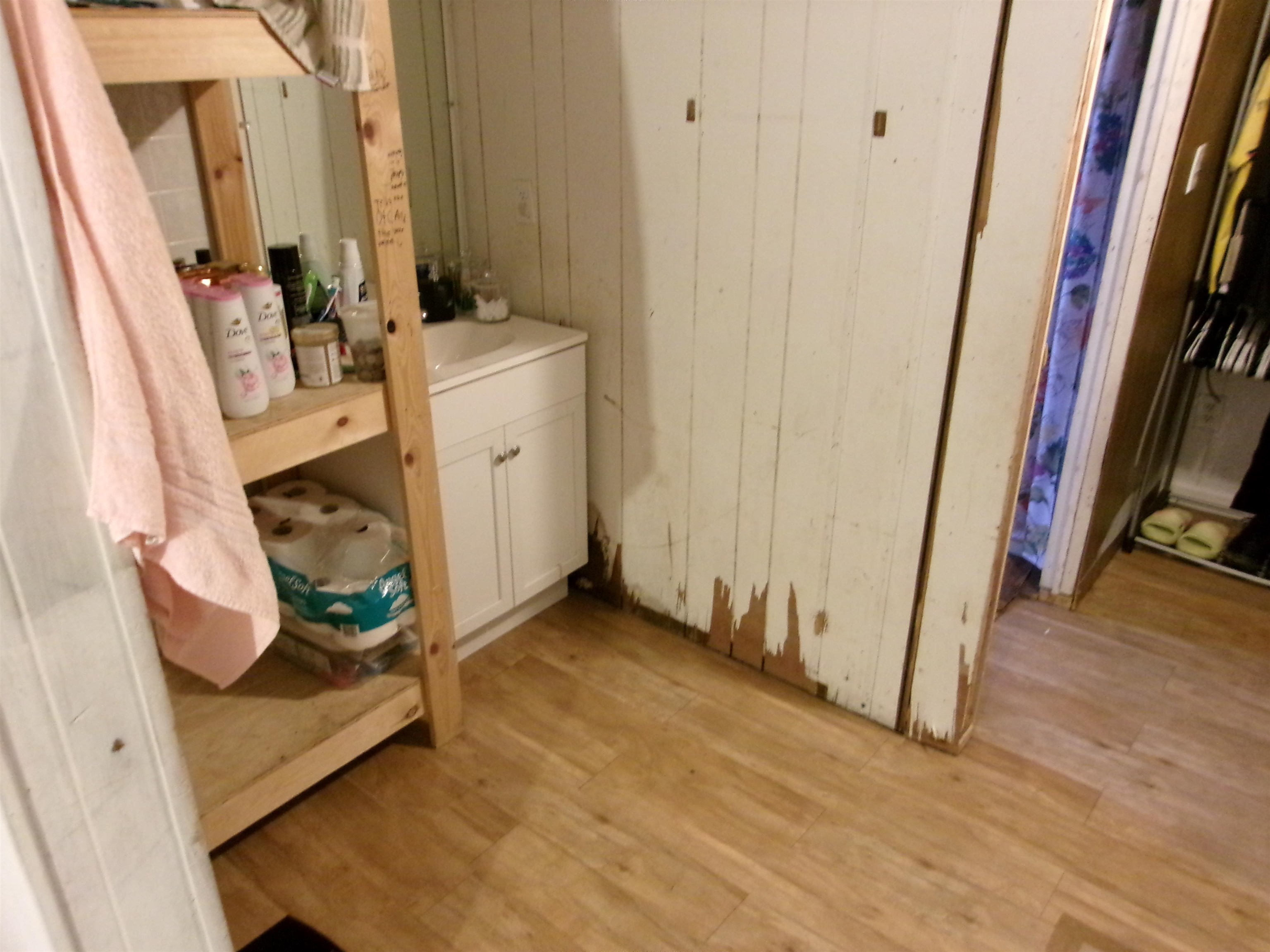 203 Chase St. Property Photo 6