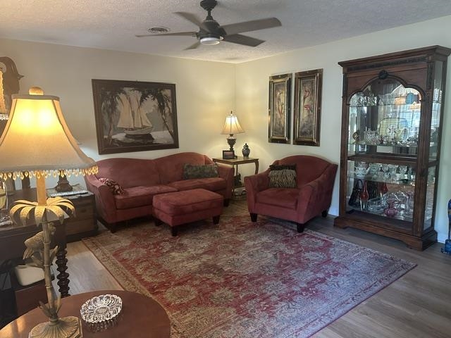6147 Hughes Ln. Property Photo 3