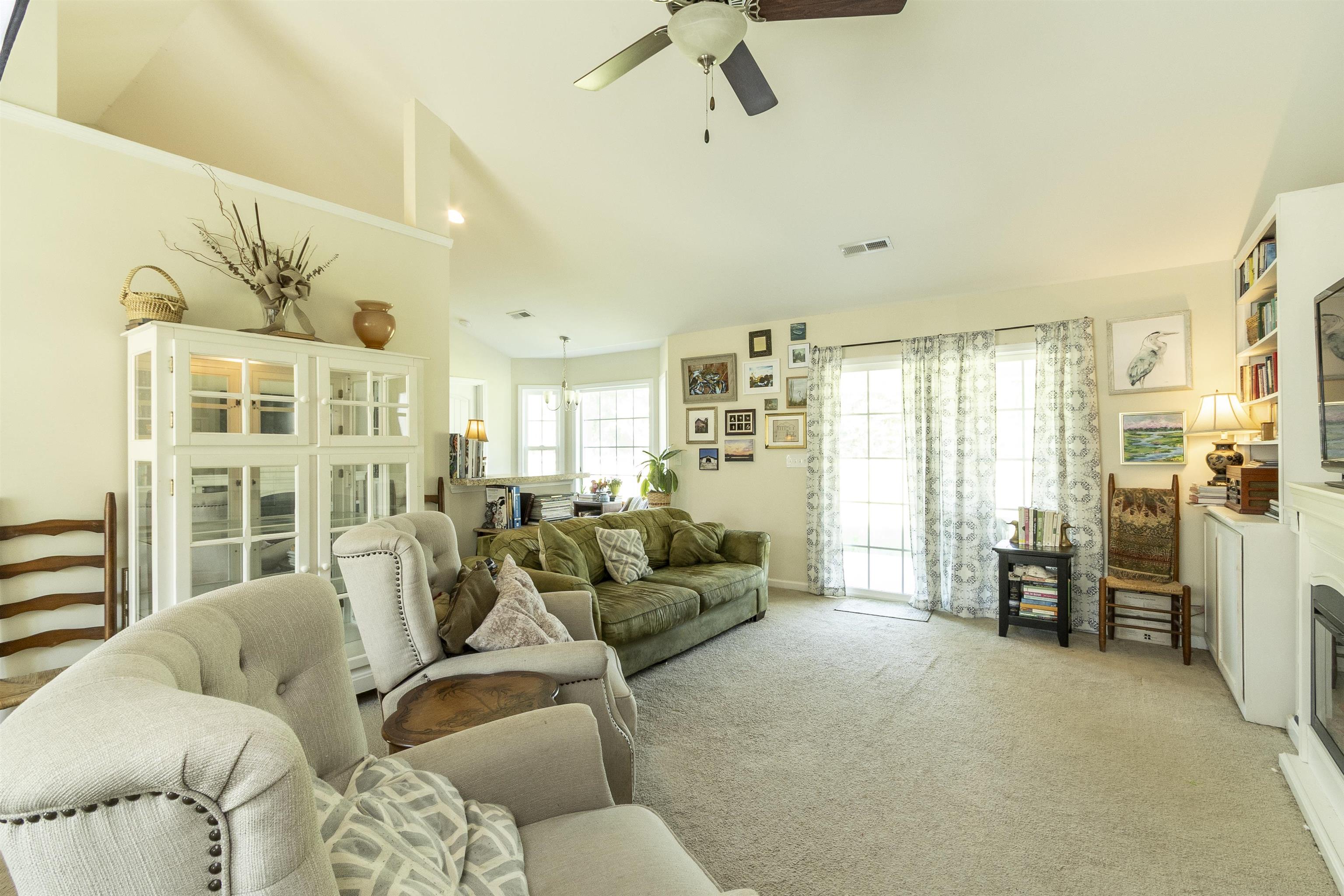 61 Oak Landing Trail Property Photo 4