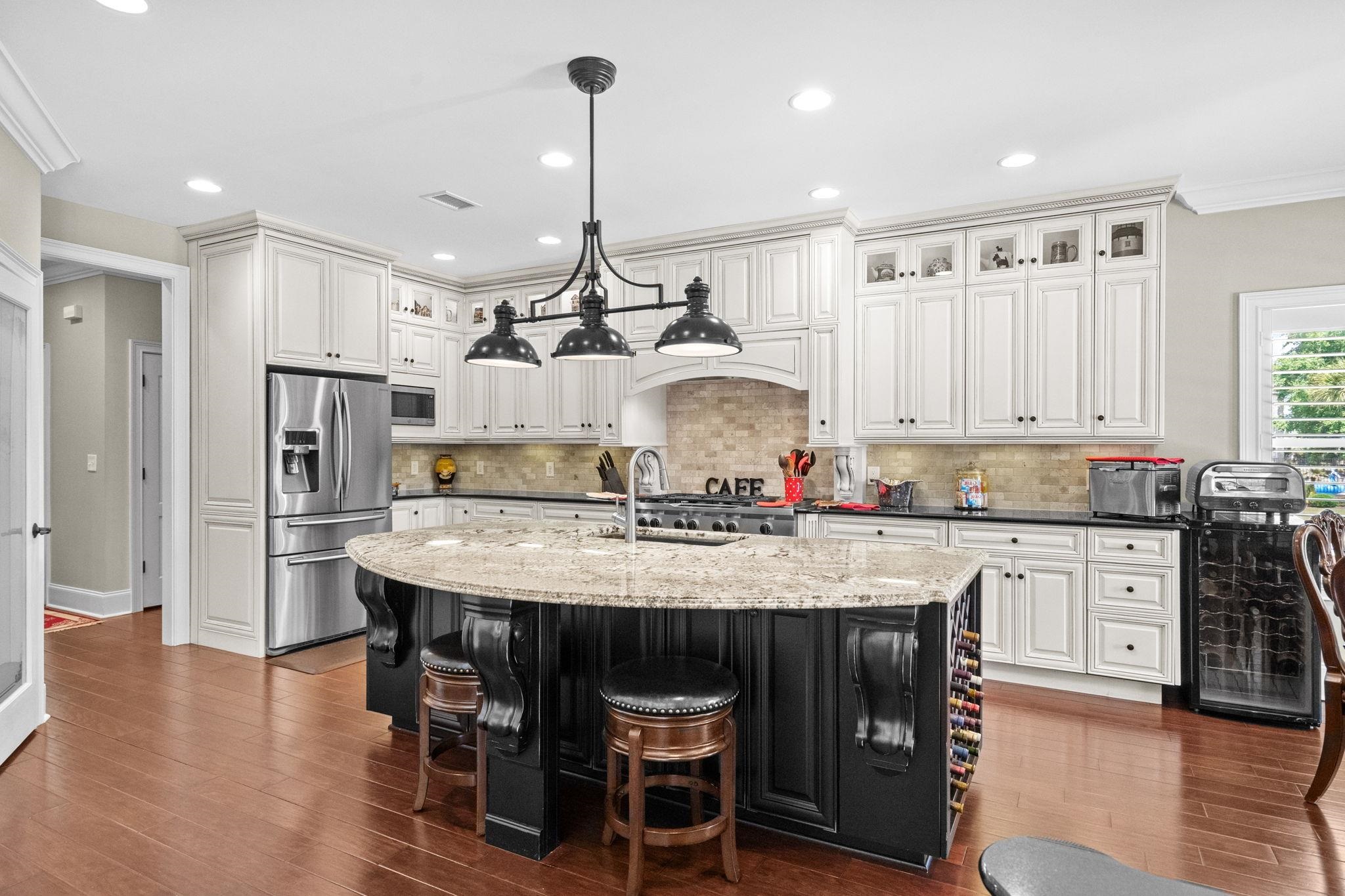 9785 Anchor Dr. Property Photo 16
