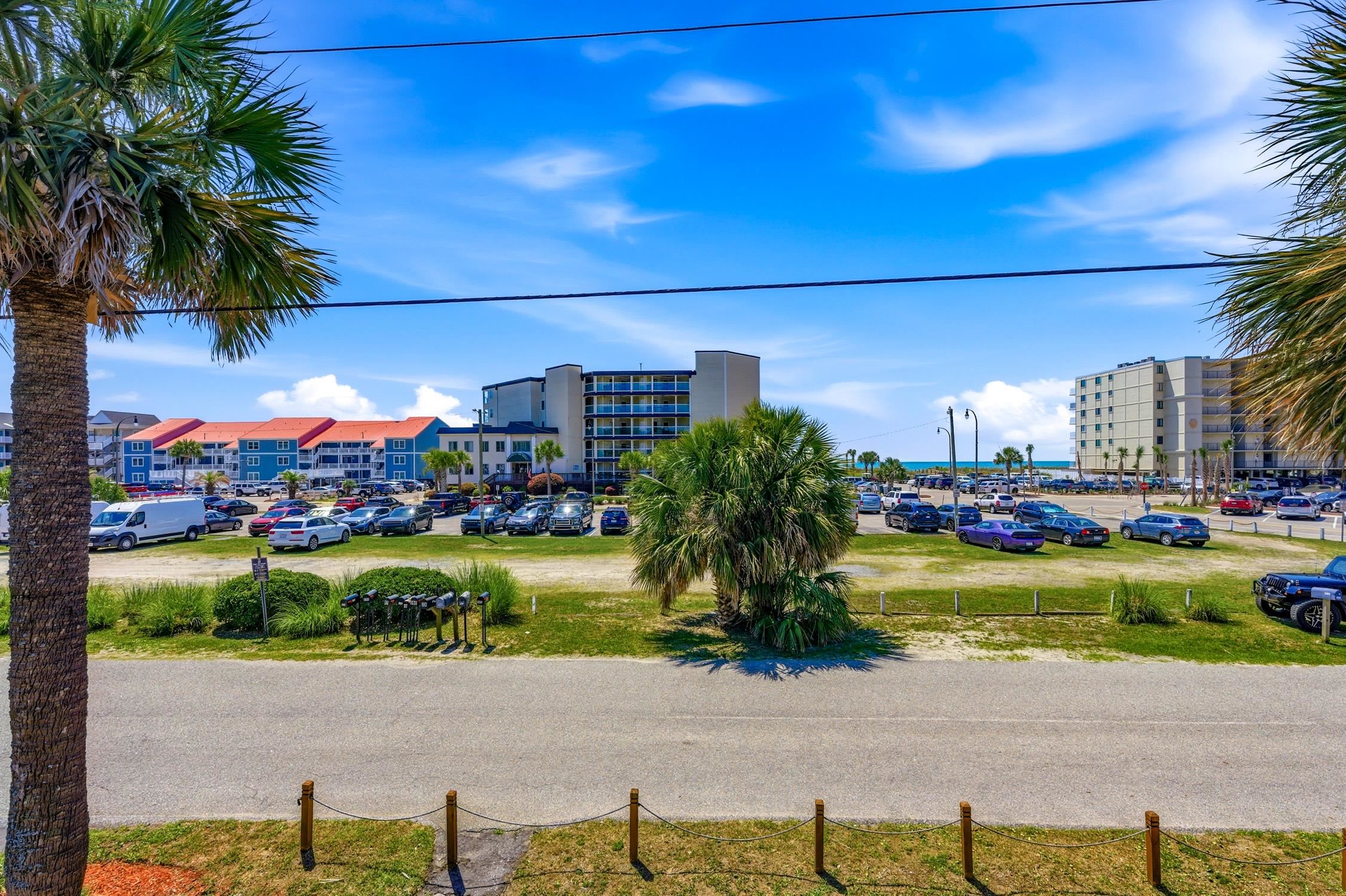 4516 Seaview St. Property Photo 10