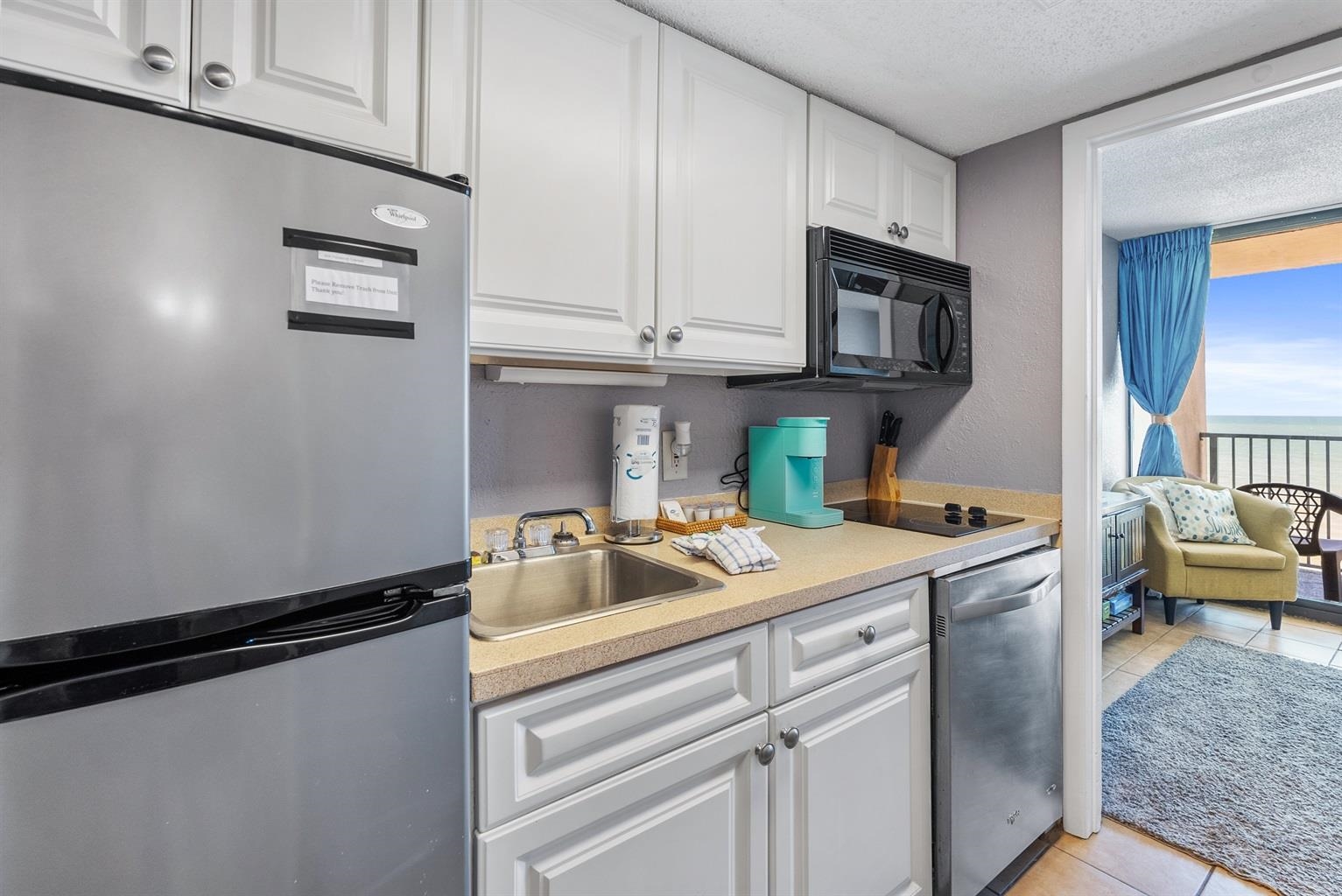 201 74th Ave. N Property Photo 9