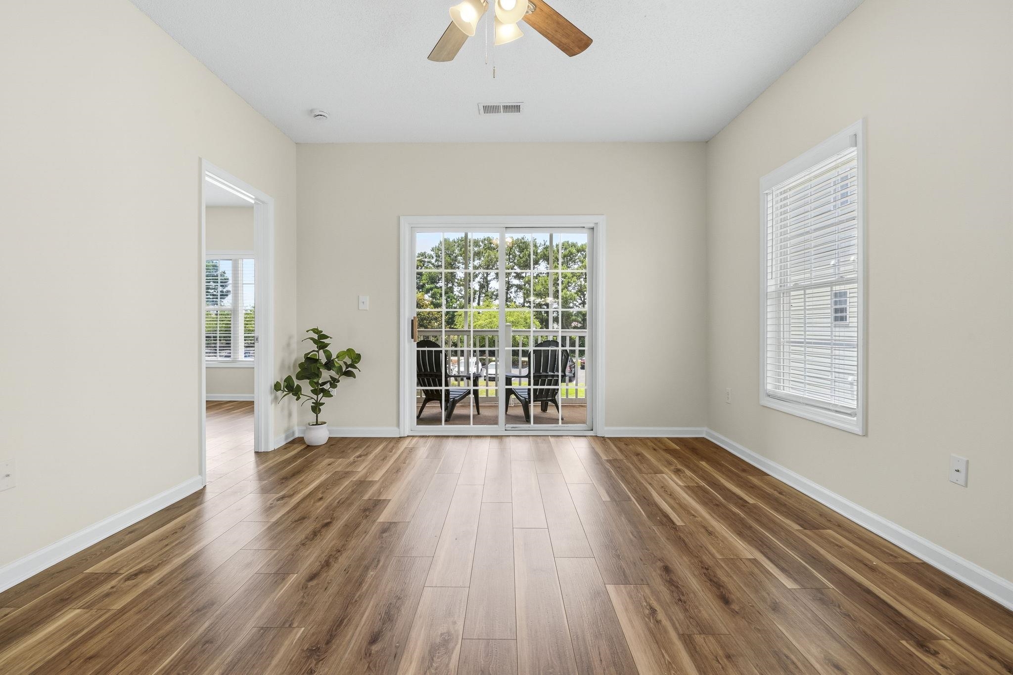 2050 Cross Gate Blvd. Property Photo 14