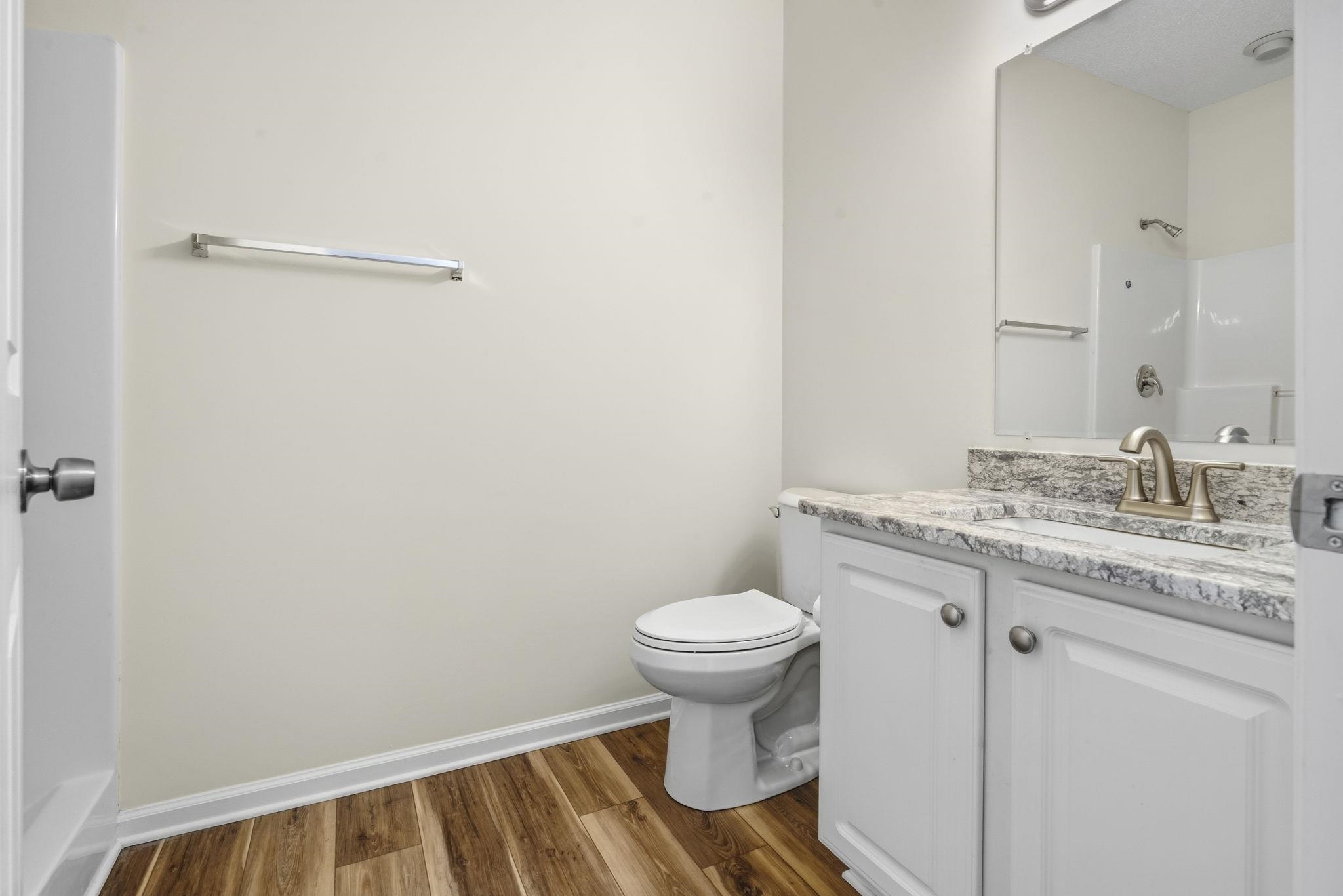 2050 Cross Gate Blvd. Property Photo 20