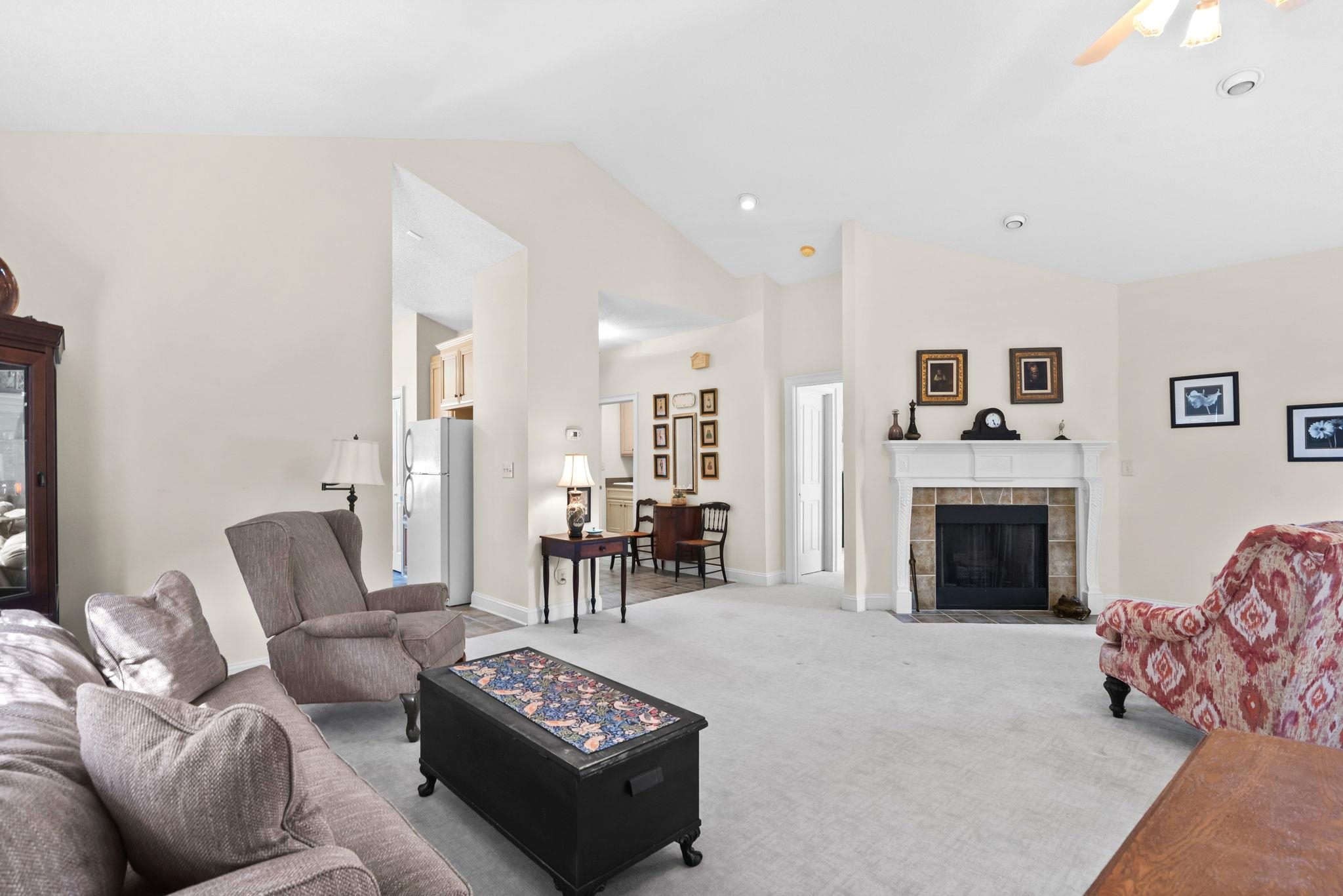 1521 Saint Thomas Circle Property Photo 5