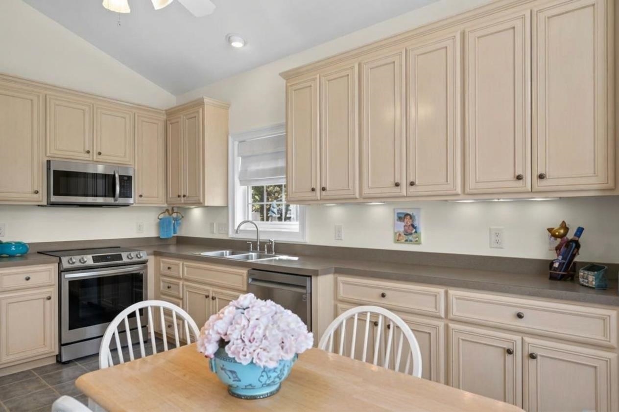 1521 Saint Thomas Circle Property Photo 9