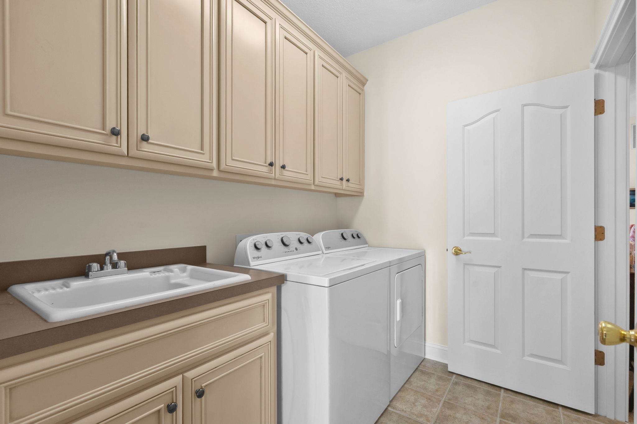 1521 Saint Thomas Circle Property Photo 38