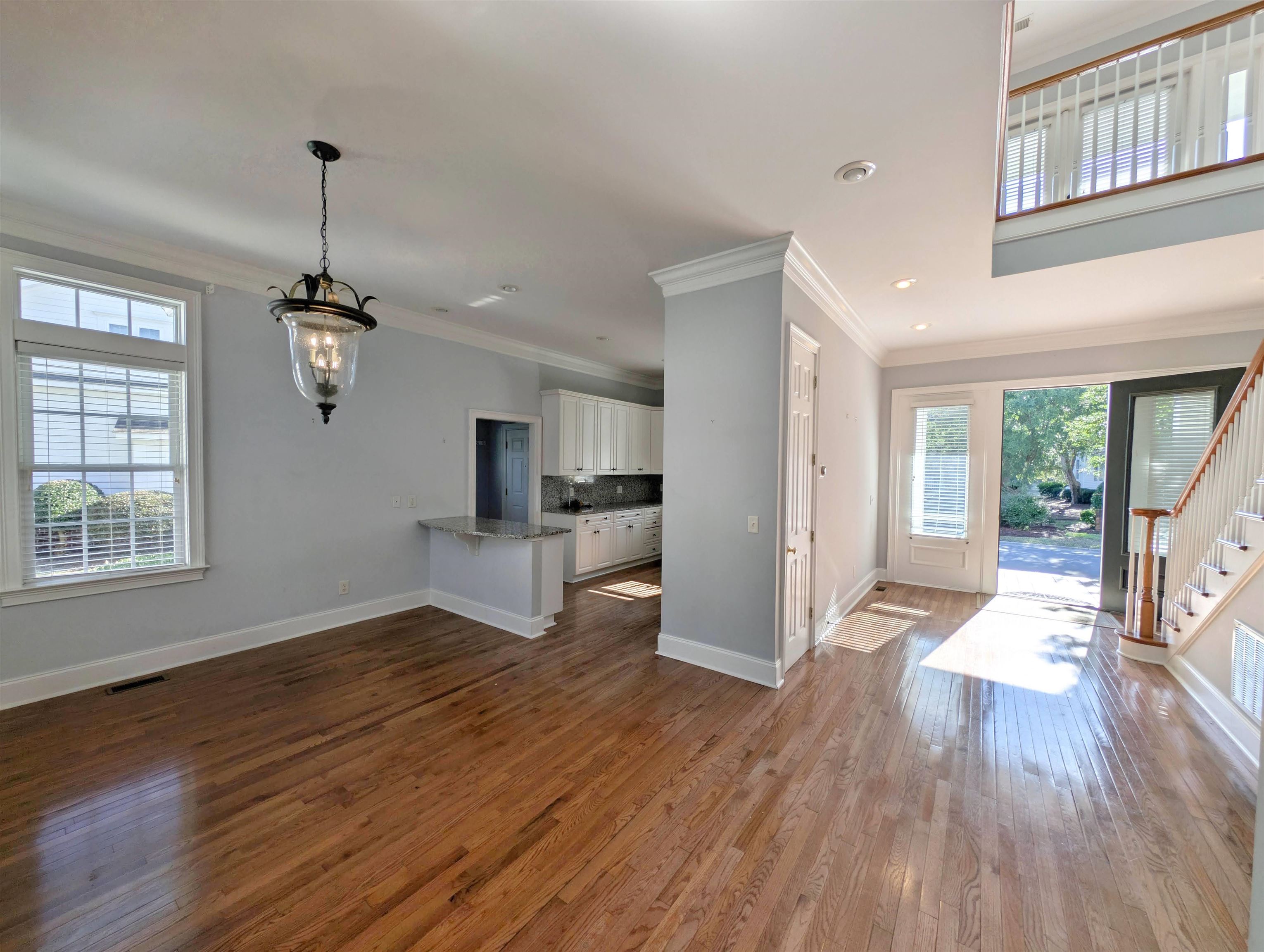 136 Cottage Ct. Property Photo 8