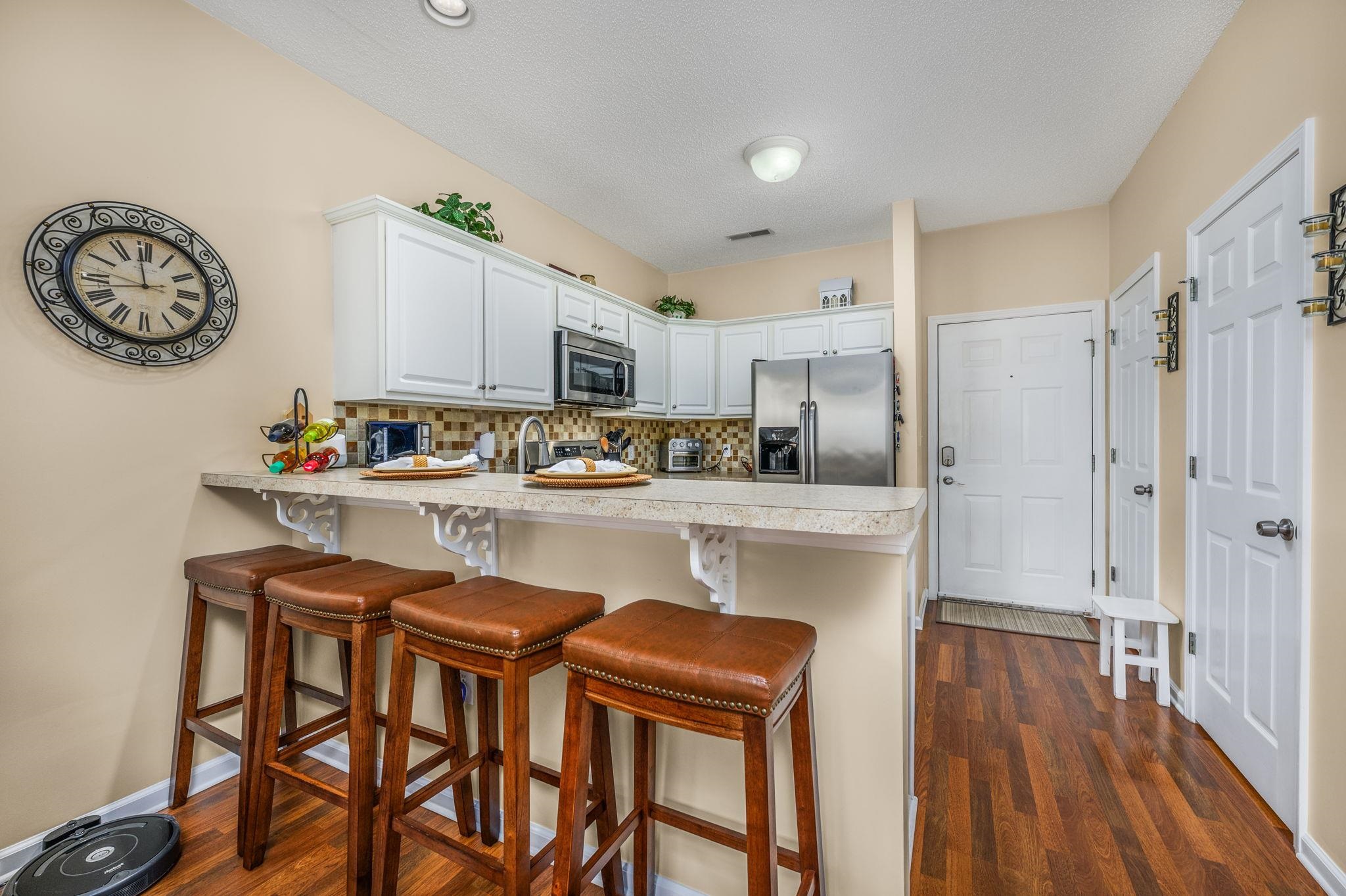246 Sun Colony Blvd. Property Photo 5