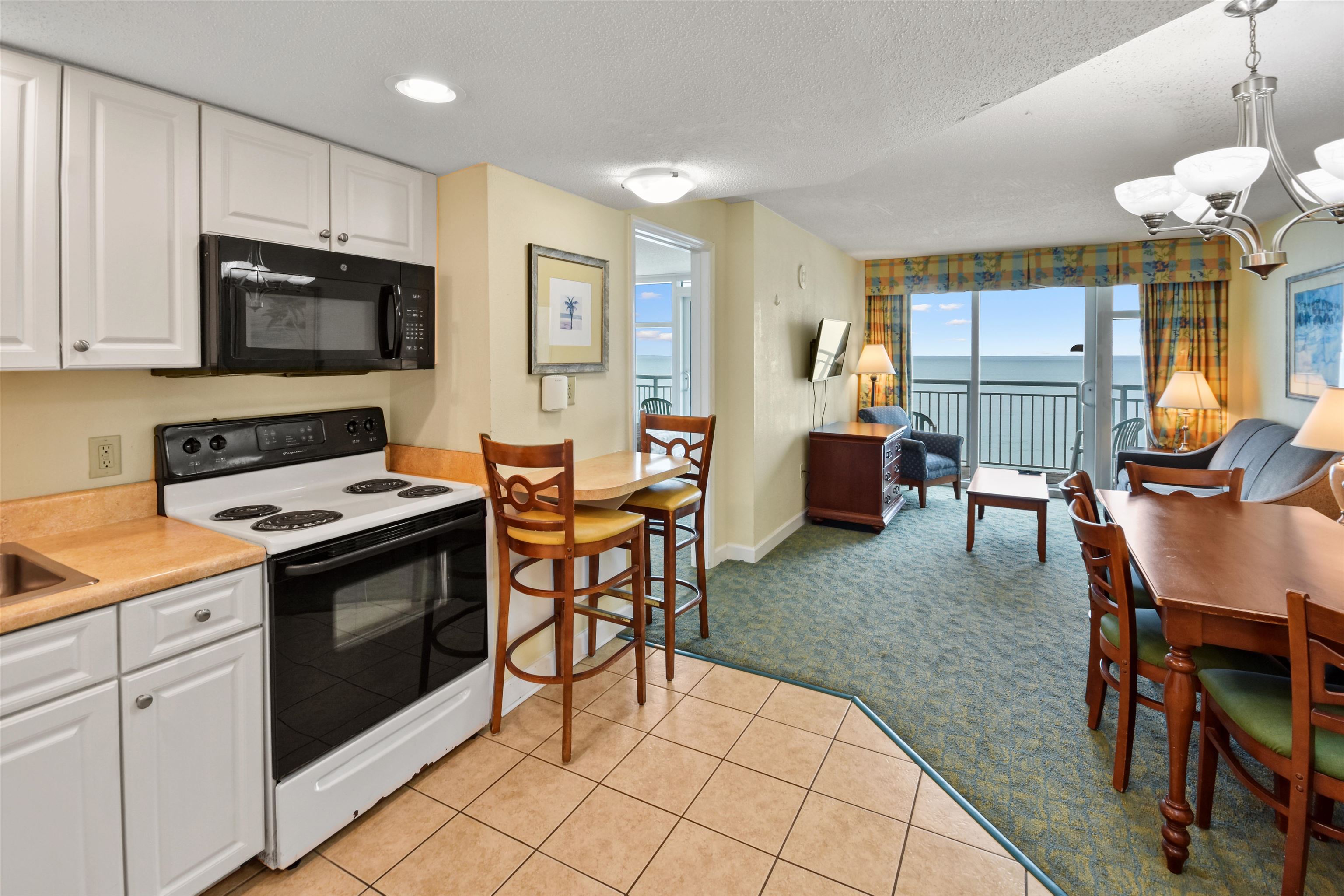 2501 S Ocean Blvd. Property Photo 5