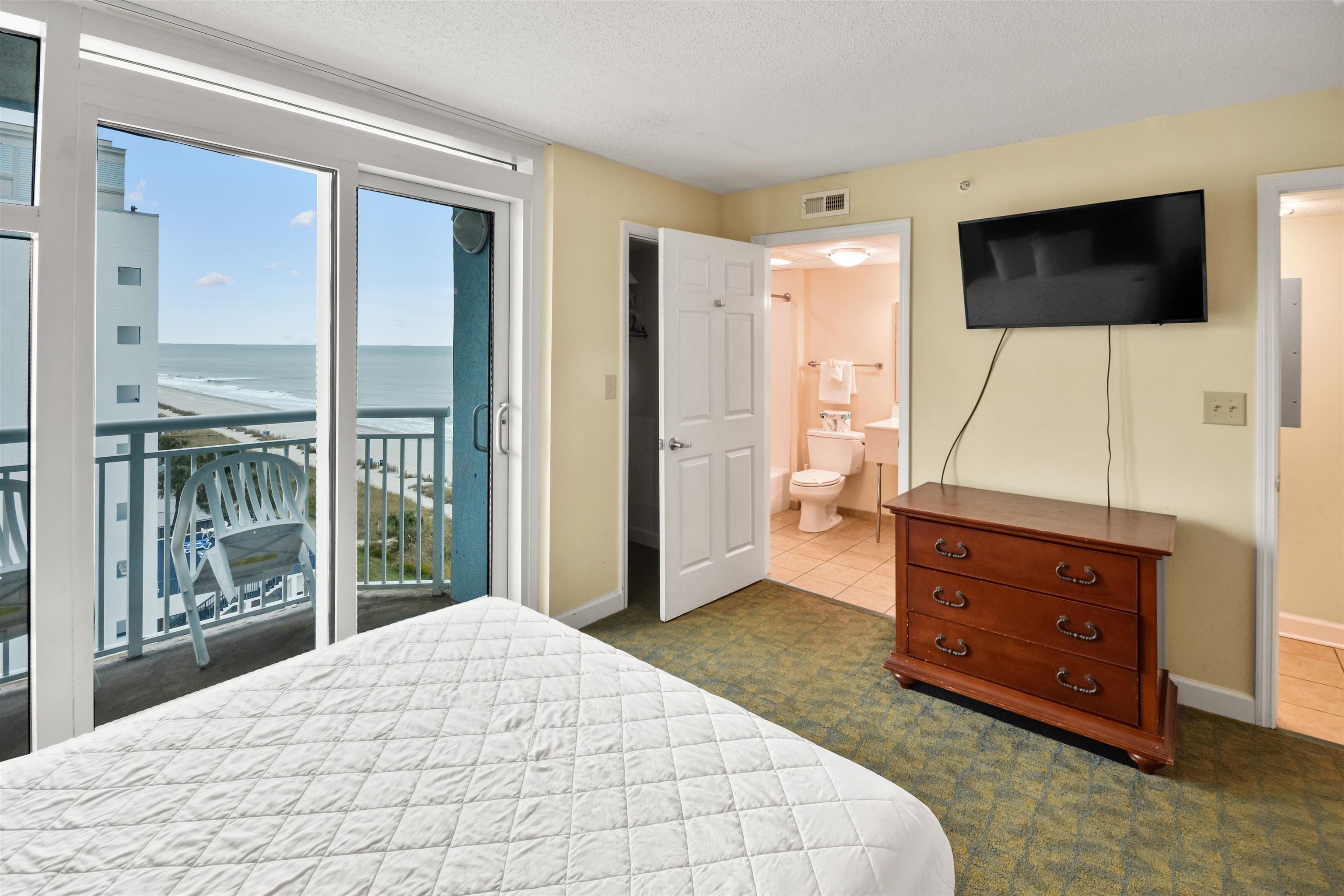 2501 S Ocean Blvd. Property Photo 12