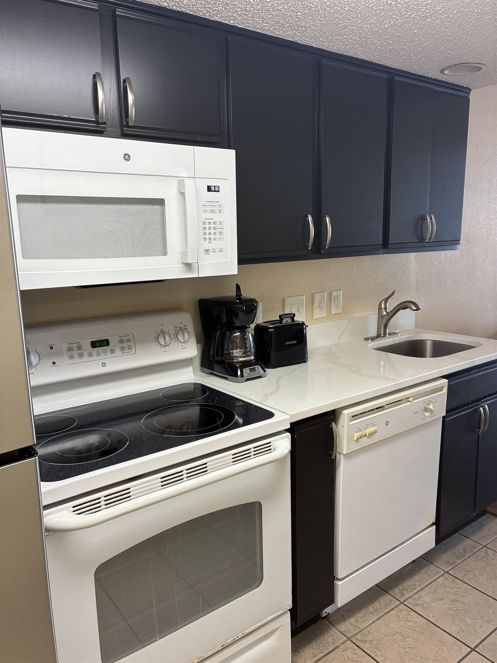 1700 N Ocean Blvd. Property Photo 10
