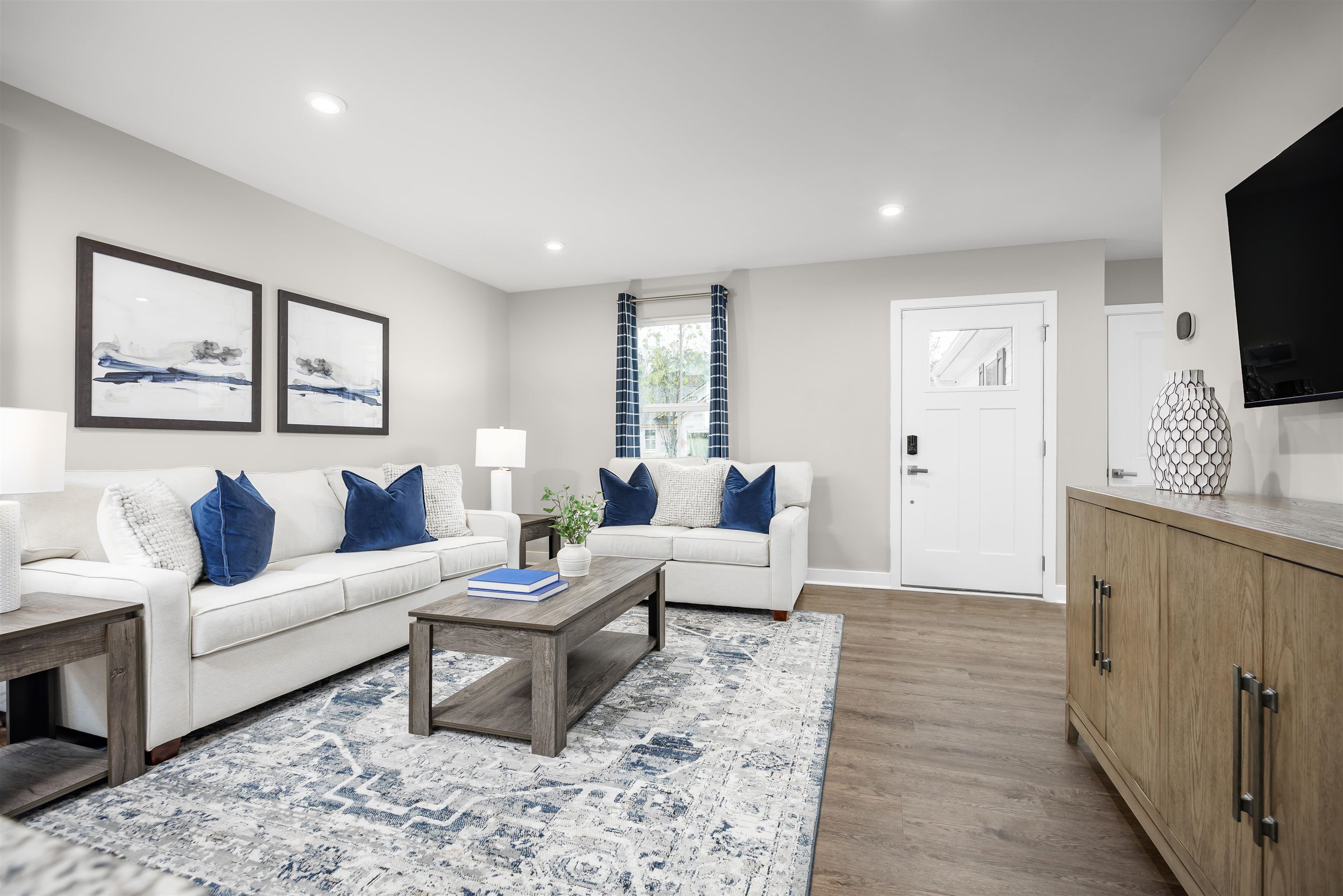 180 Copper Pointe Loop Property Photo 8