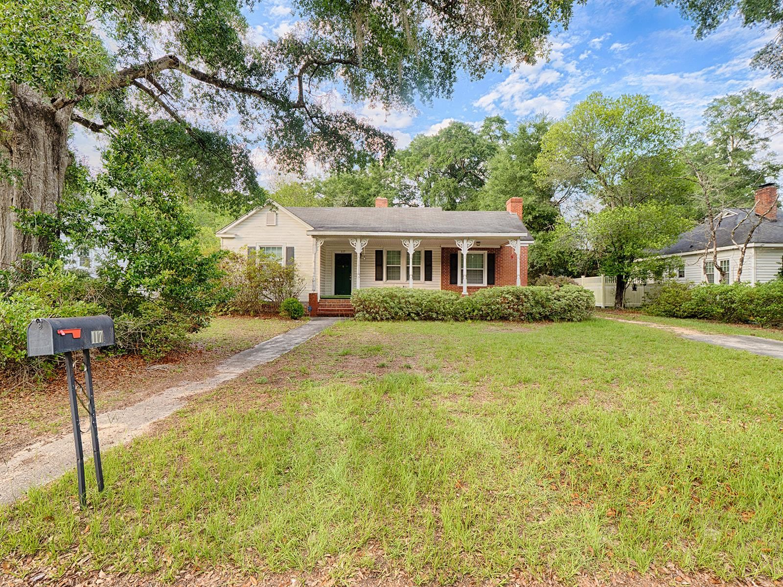 117 Cooper St. Property Photo 6