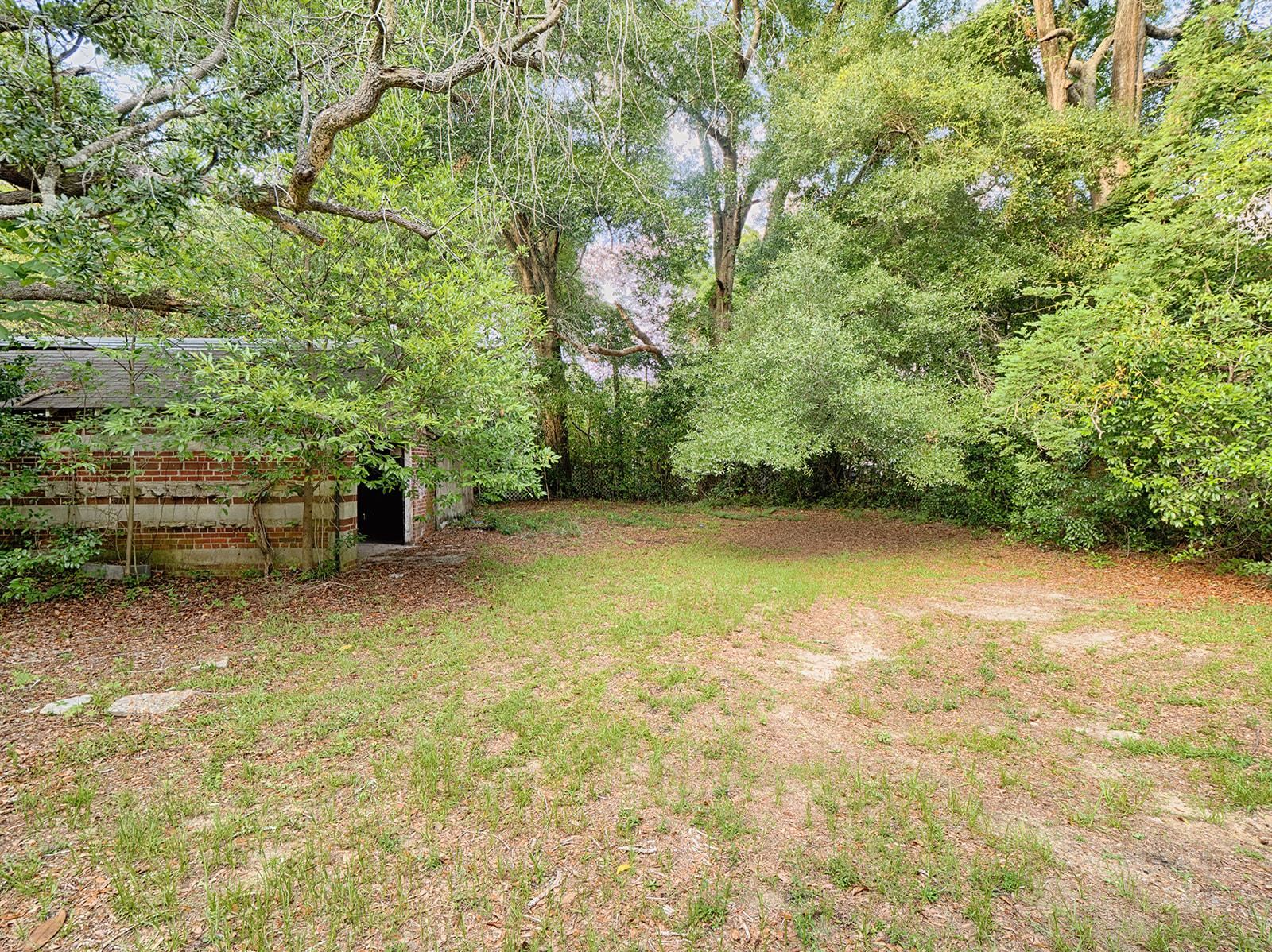 117 Cooper St. Property Photo 44