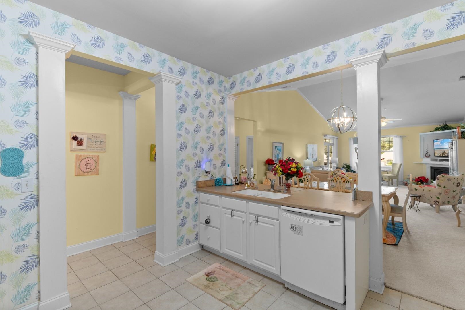 700 Pickering Dr. Property Photo 6
