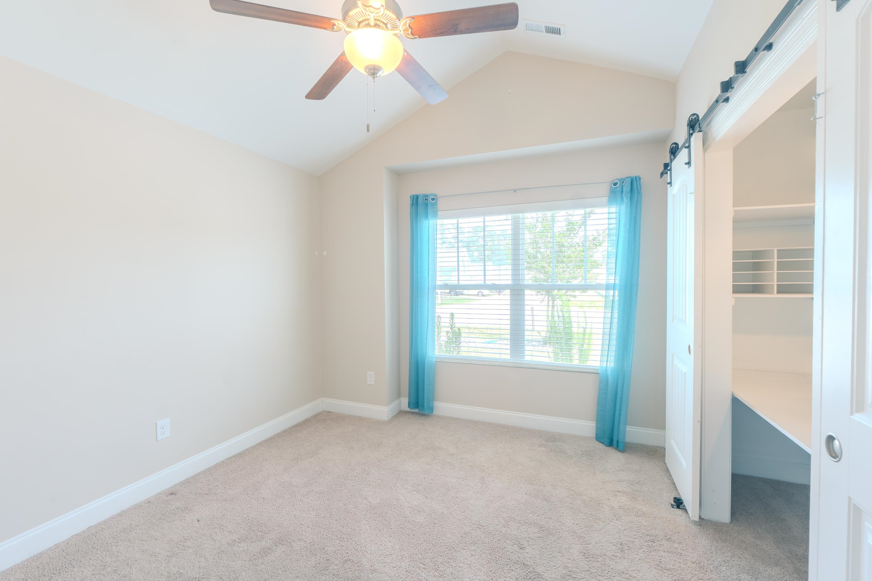 373 Sun Colony Blvd. Property Photo 22