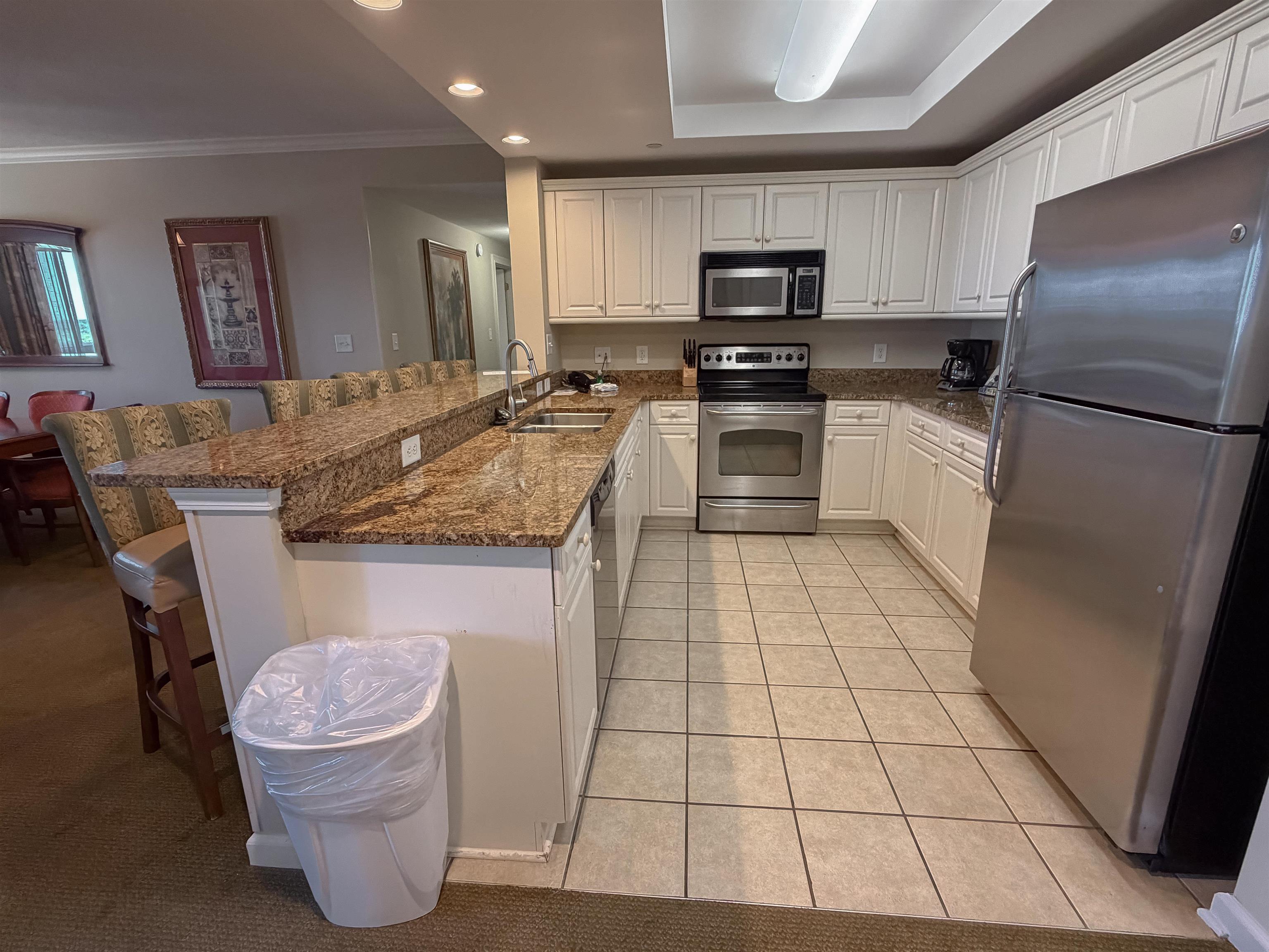 9994 Beach Club Dr. Property Photo 11