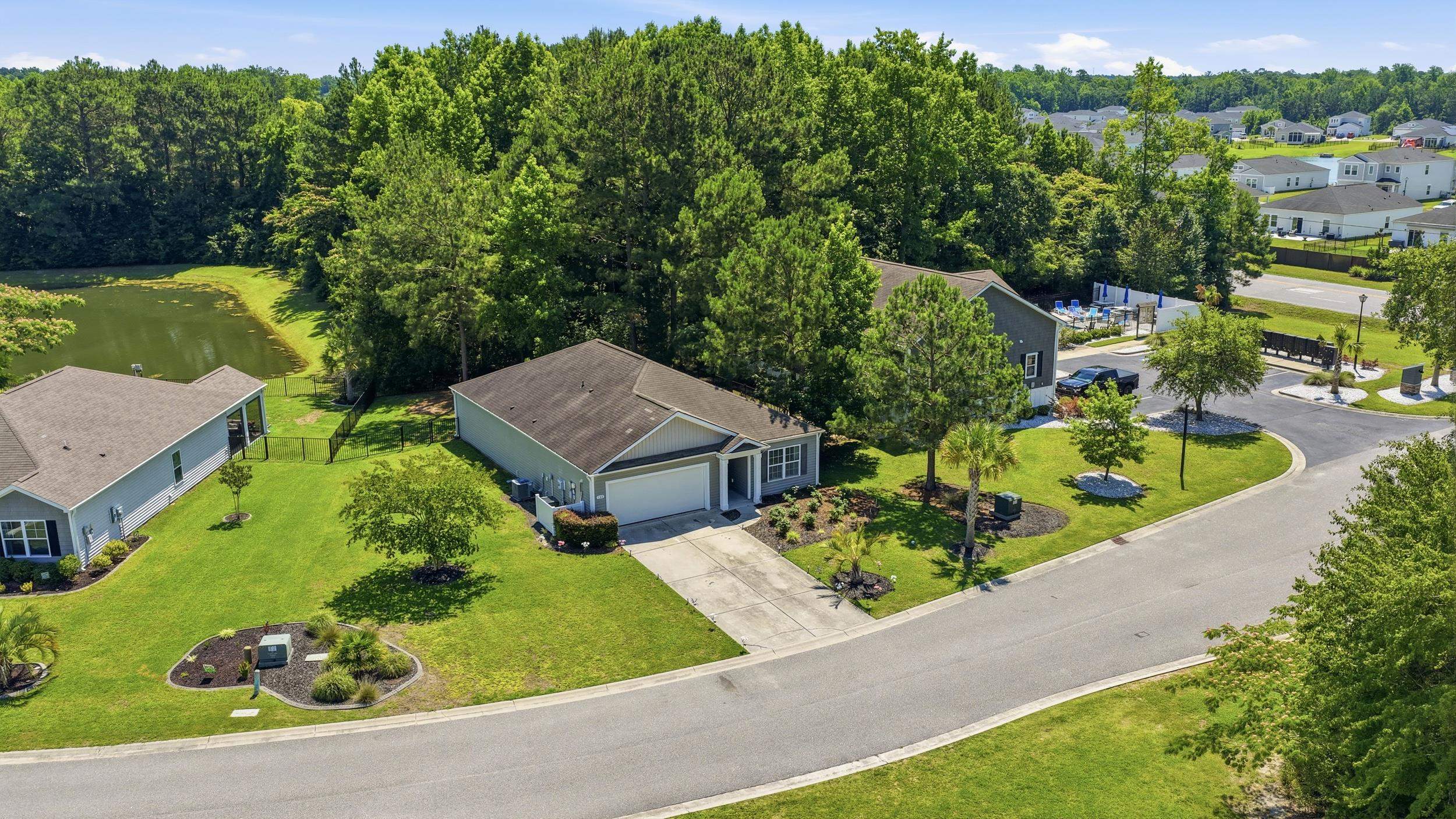 100 Oak Leaf Dr. Property Photo 57