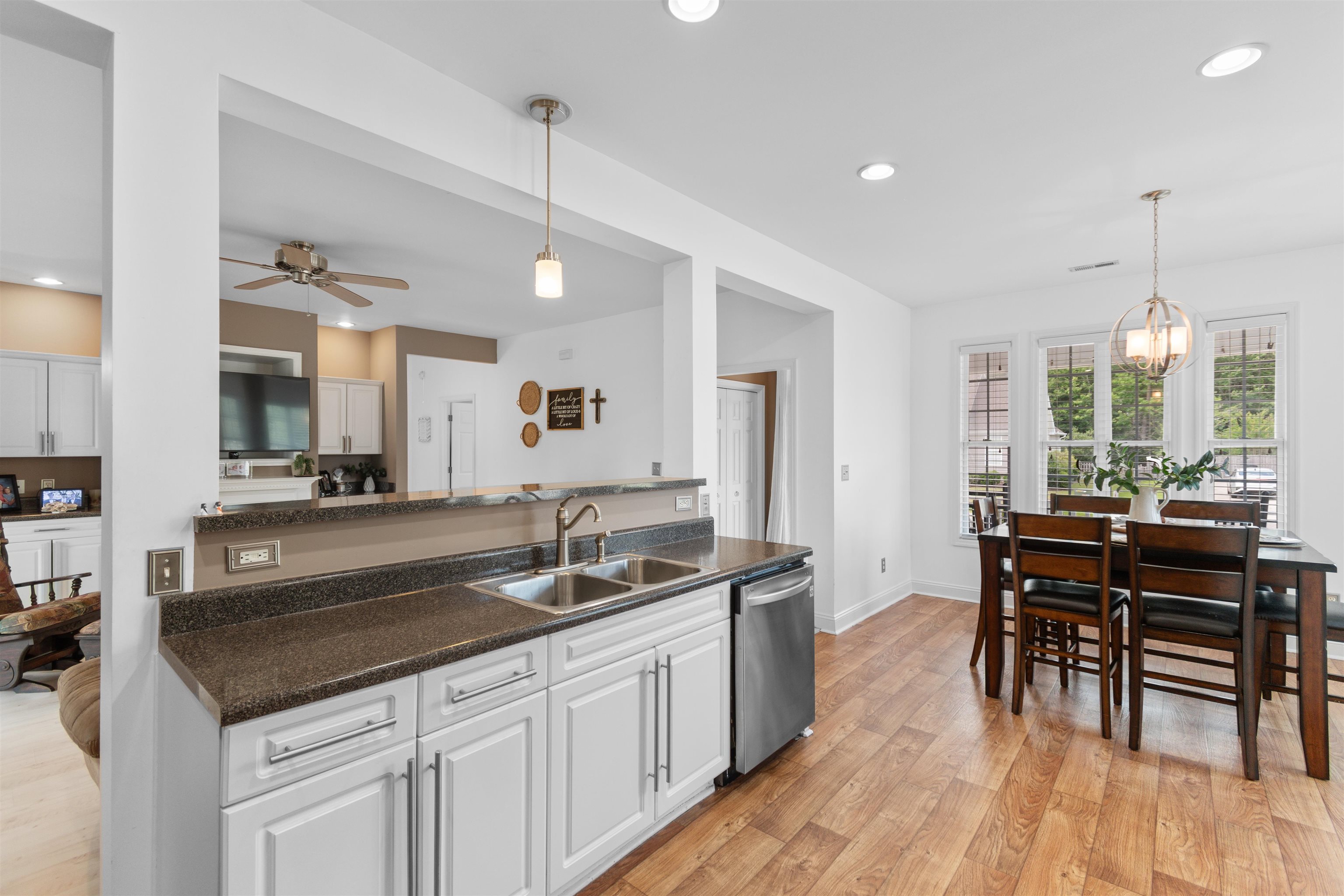 493 Garden Ave. Property Photo 11