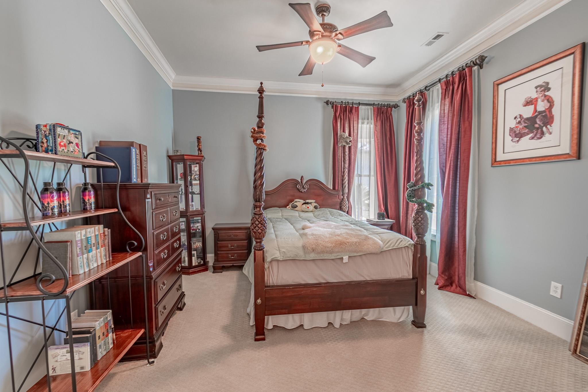 1011 Bluffview Dr. Property Photo 36