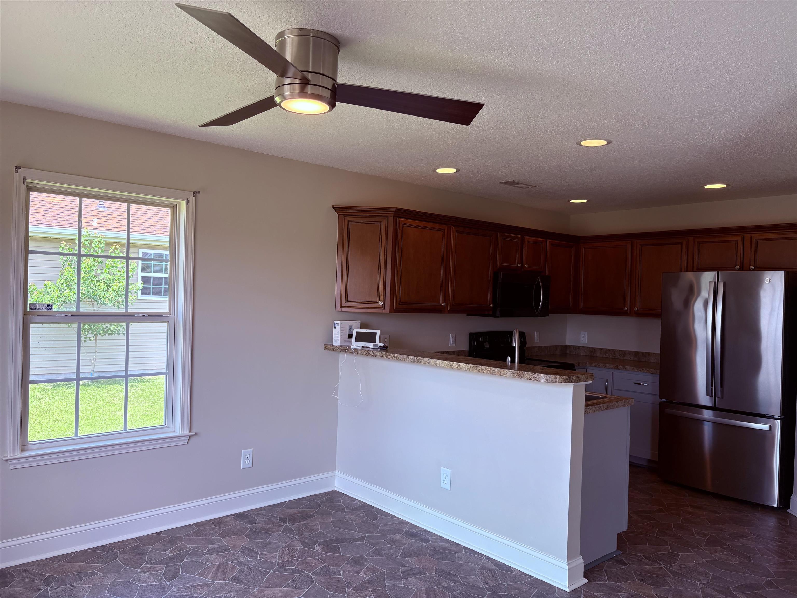 208 Hickory Springs Ct. Property Photo 13
