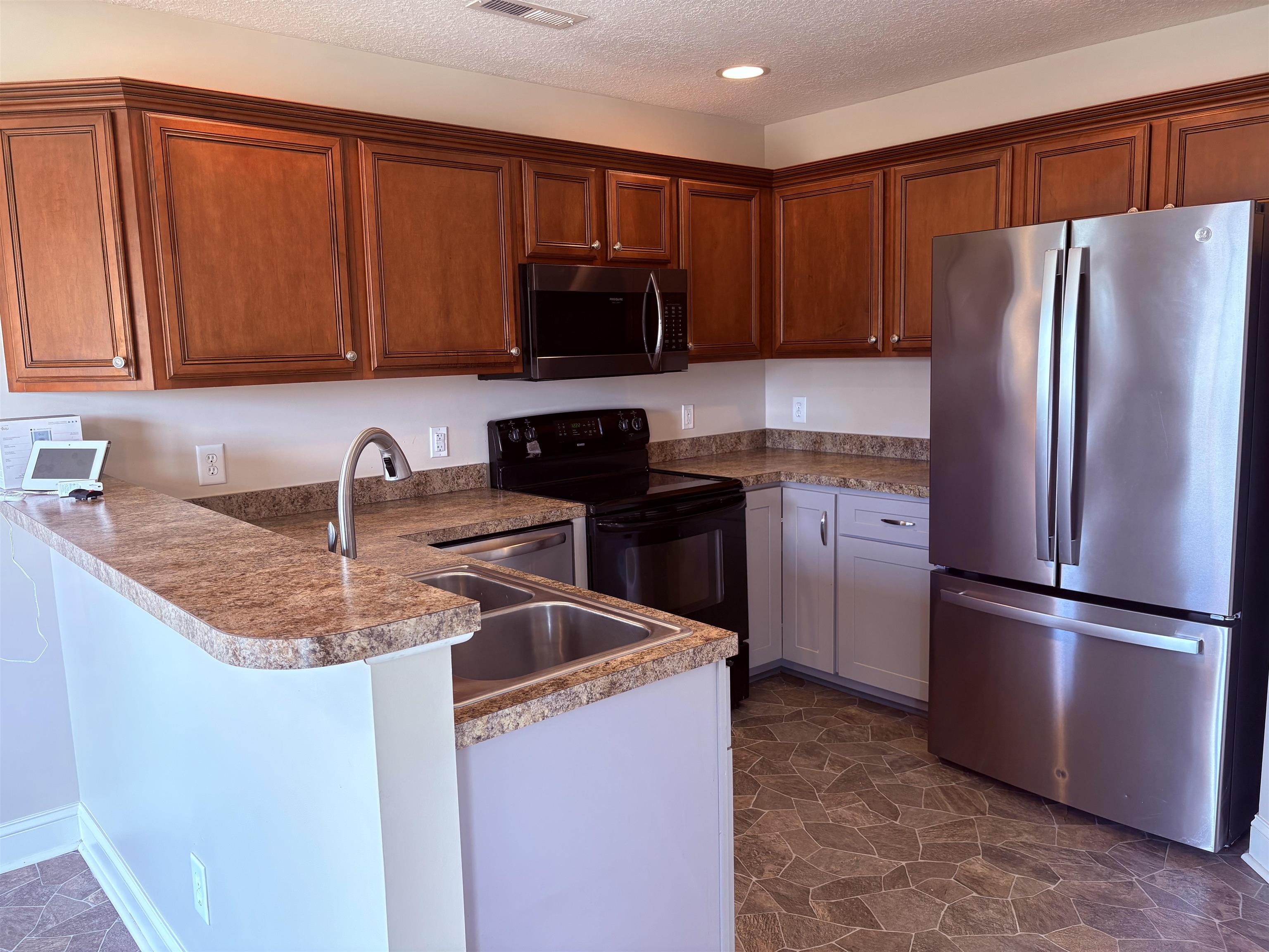 208 Hickory Springs Ct. Property Photo 14