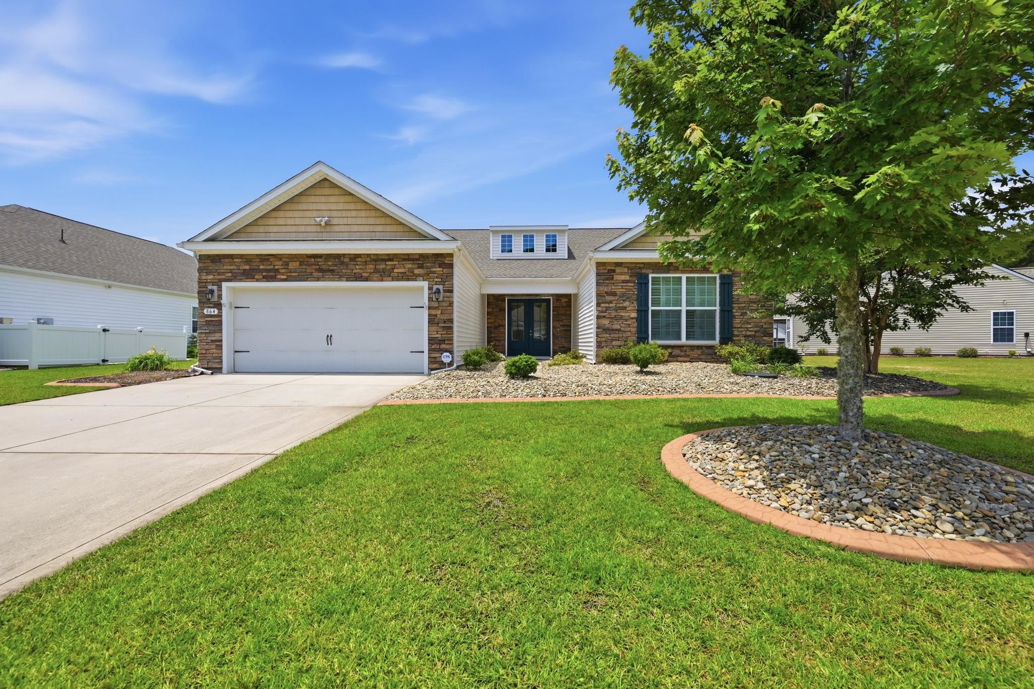 864 Callant Dr. Property Photo 1