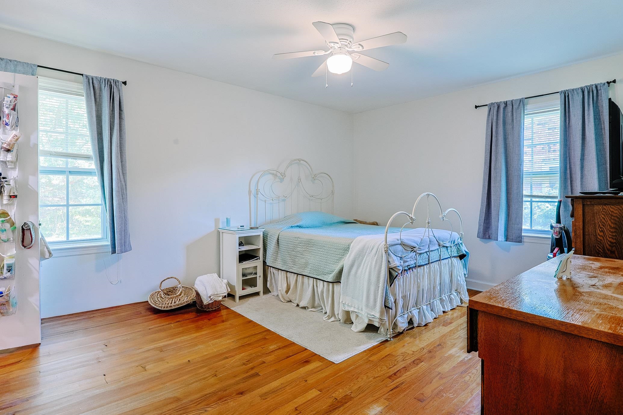 1872 E Marion St. Property Photo 9