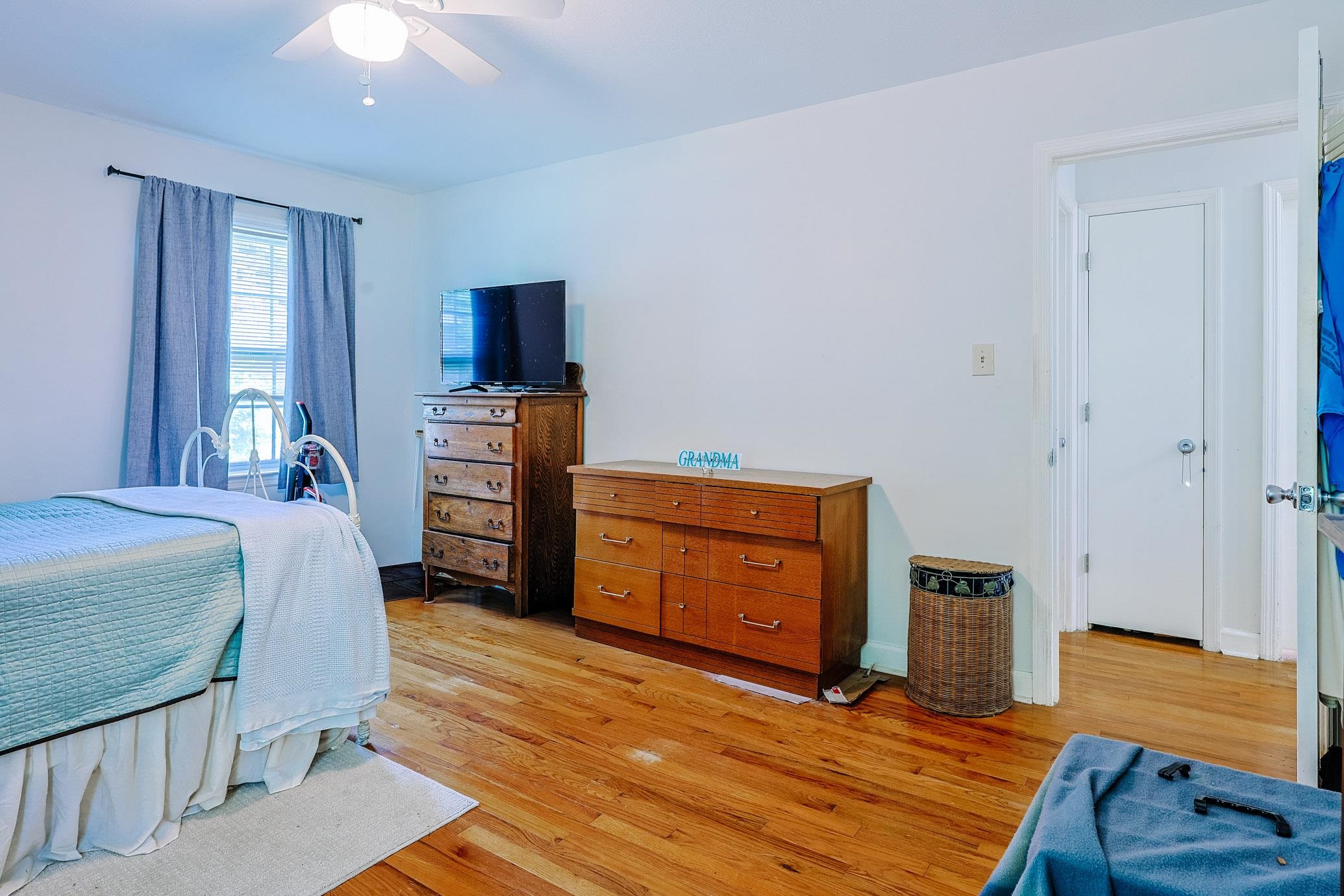1872 E Marion St. Property Photo 10