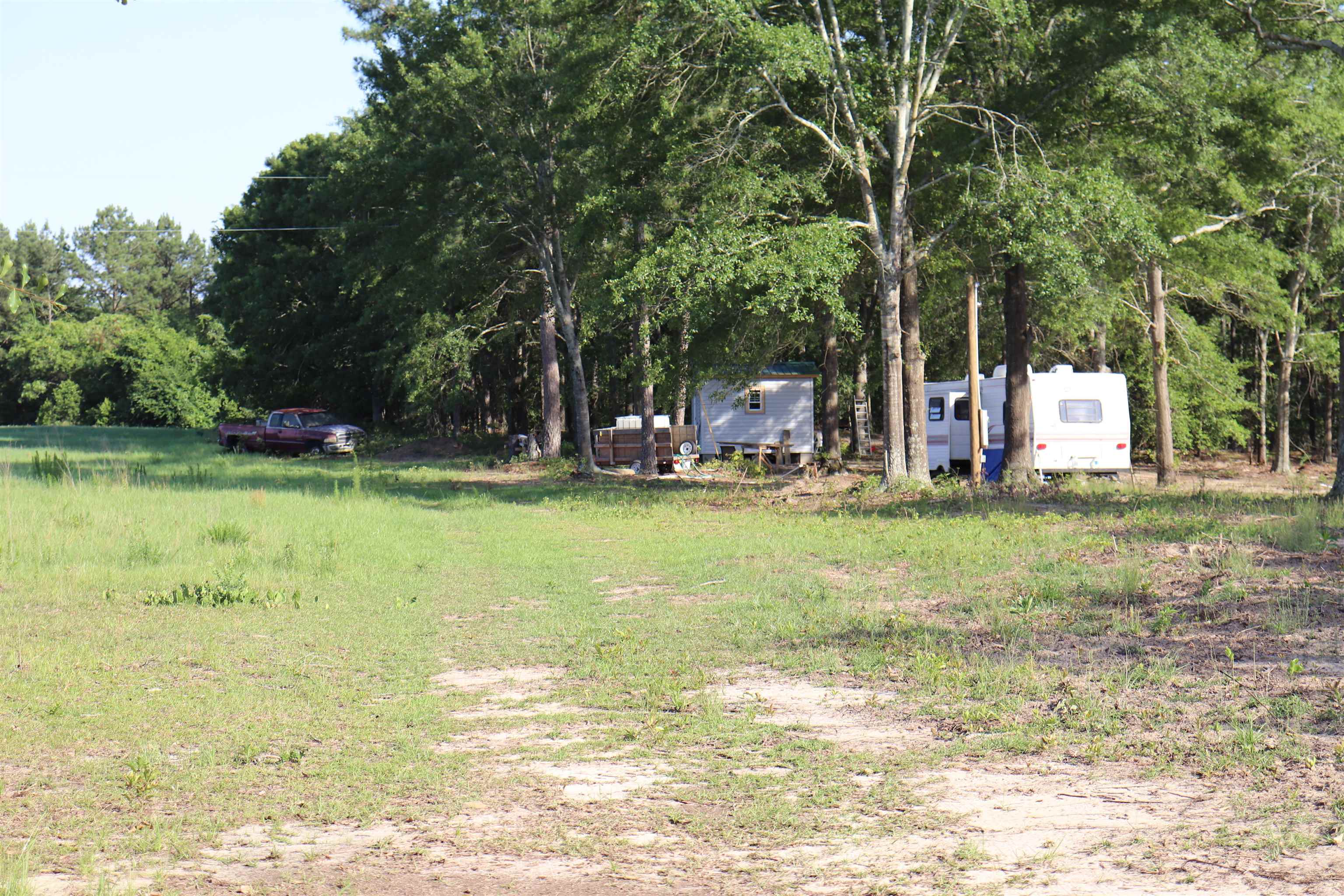 2631 Charlie Johnson Rd Property Photo 8