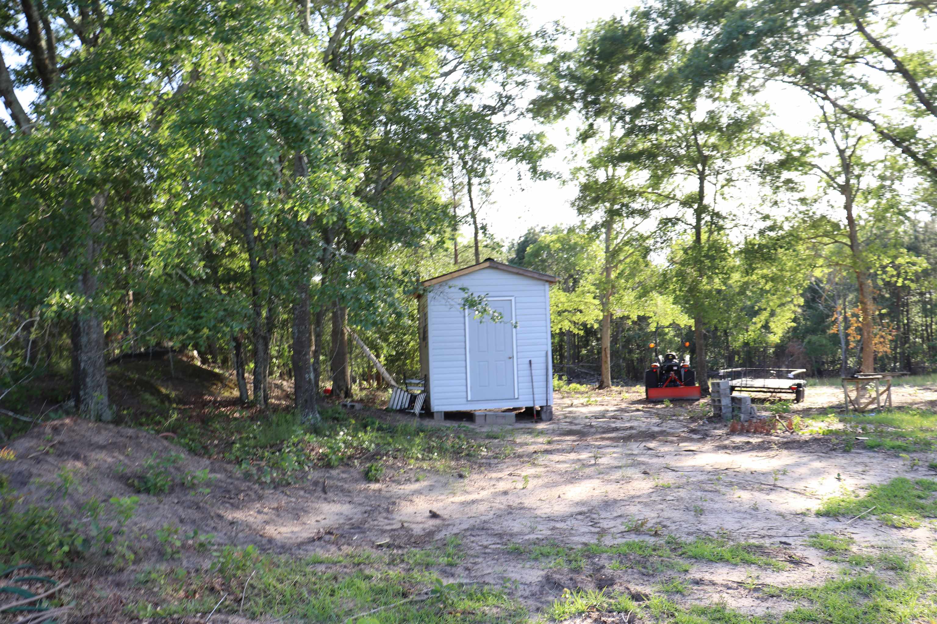 2631 Charlie Johnson Rd Property Photo 10