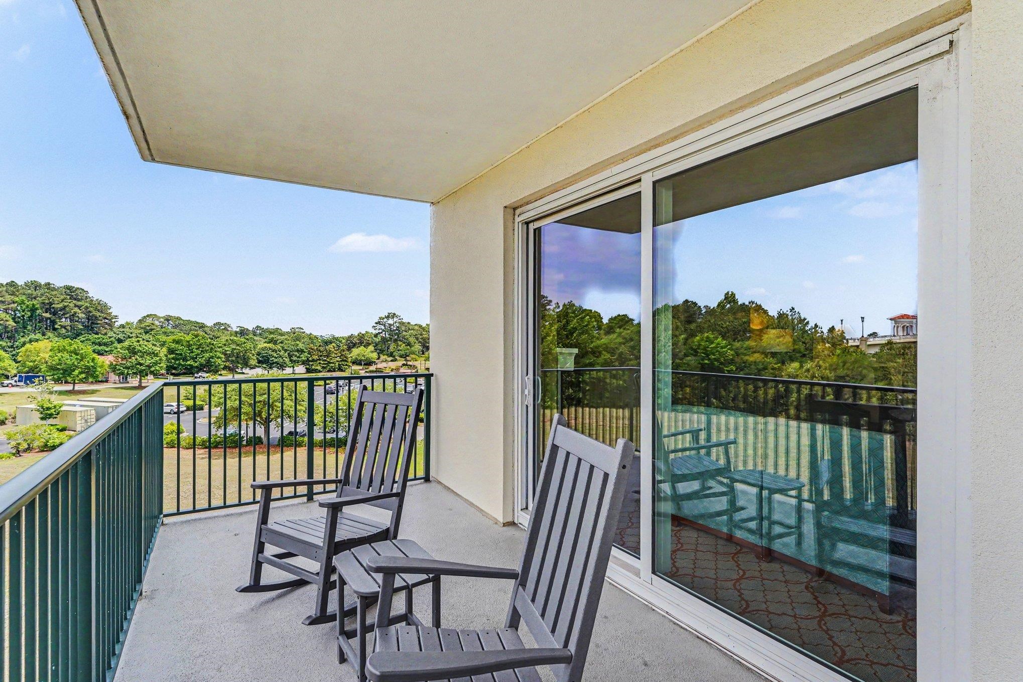 8121 Amalfi Pl. Property Photo 22