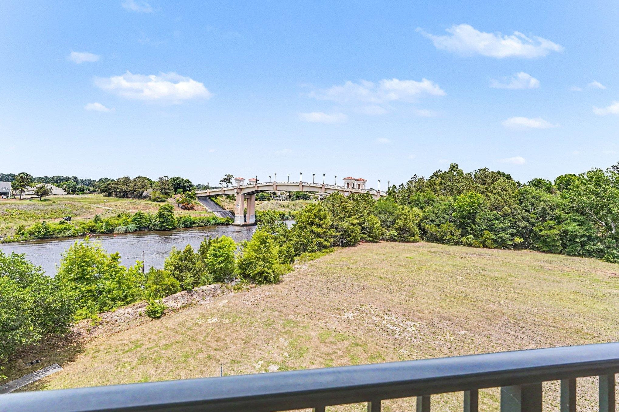 8121 Amalfi Pl. Property Photo 24