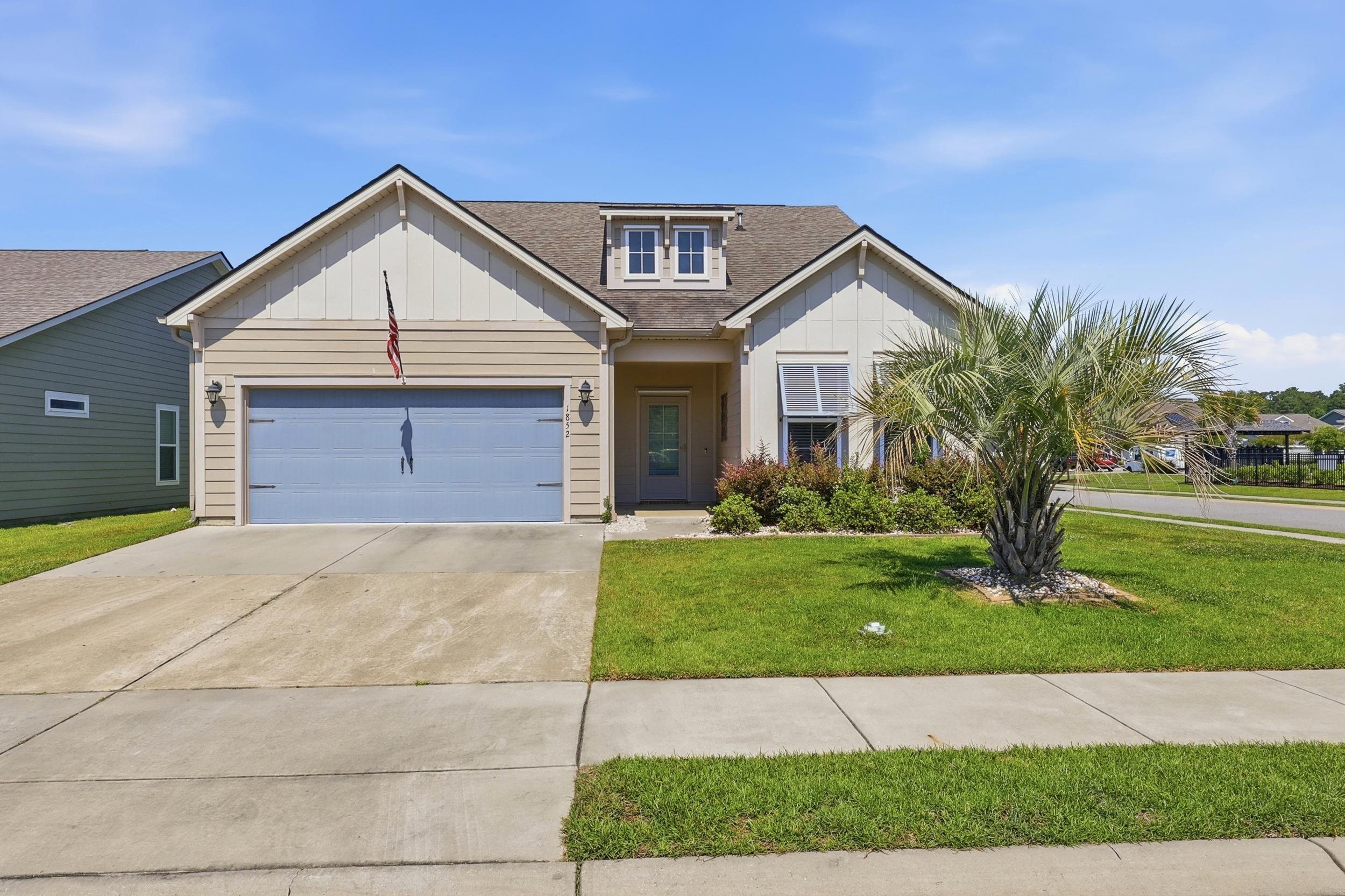 1852 Parish Way Property Photo 1