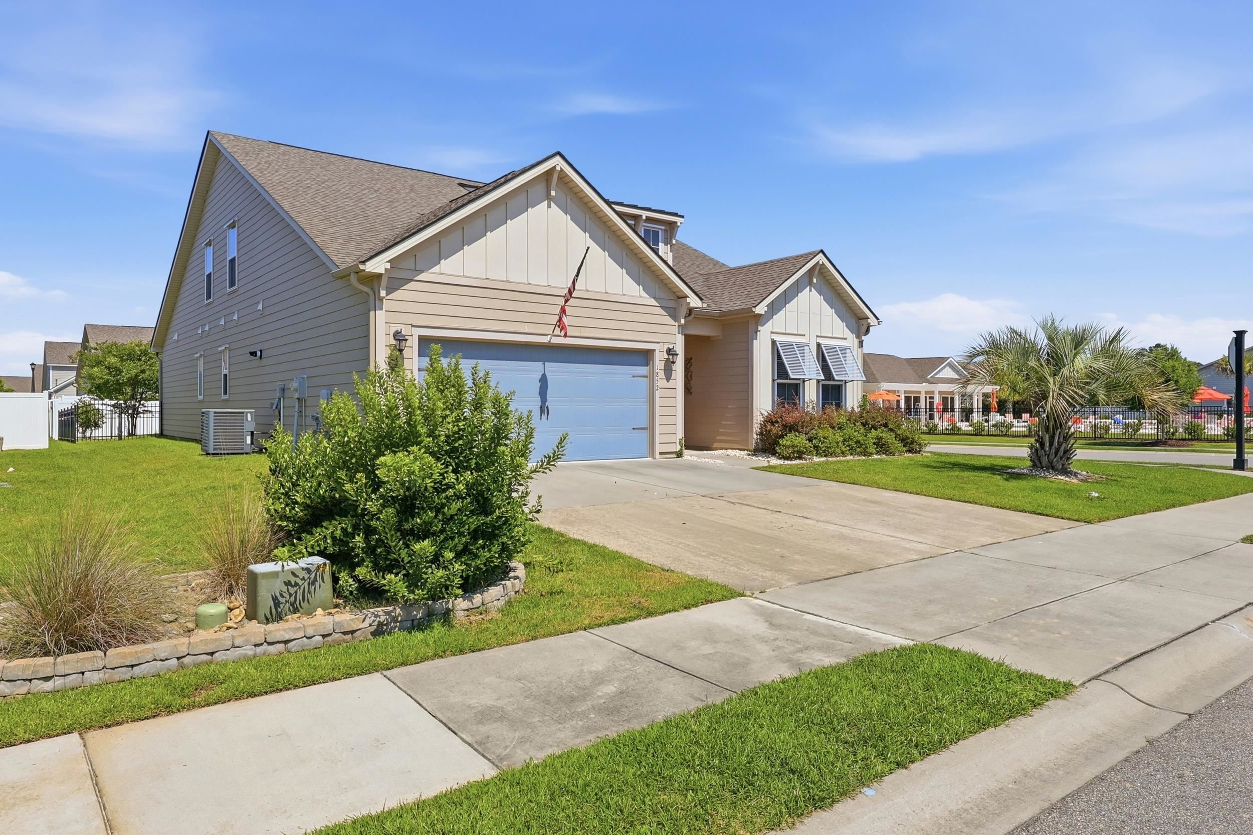 1852 Parish Way Property Photo 2