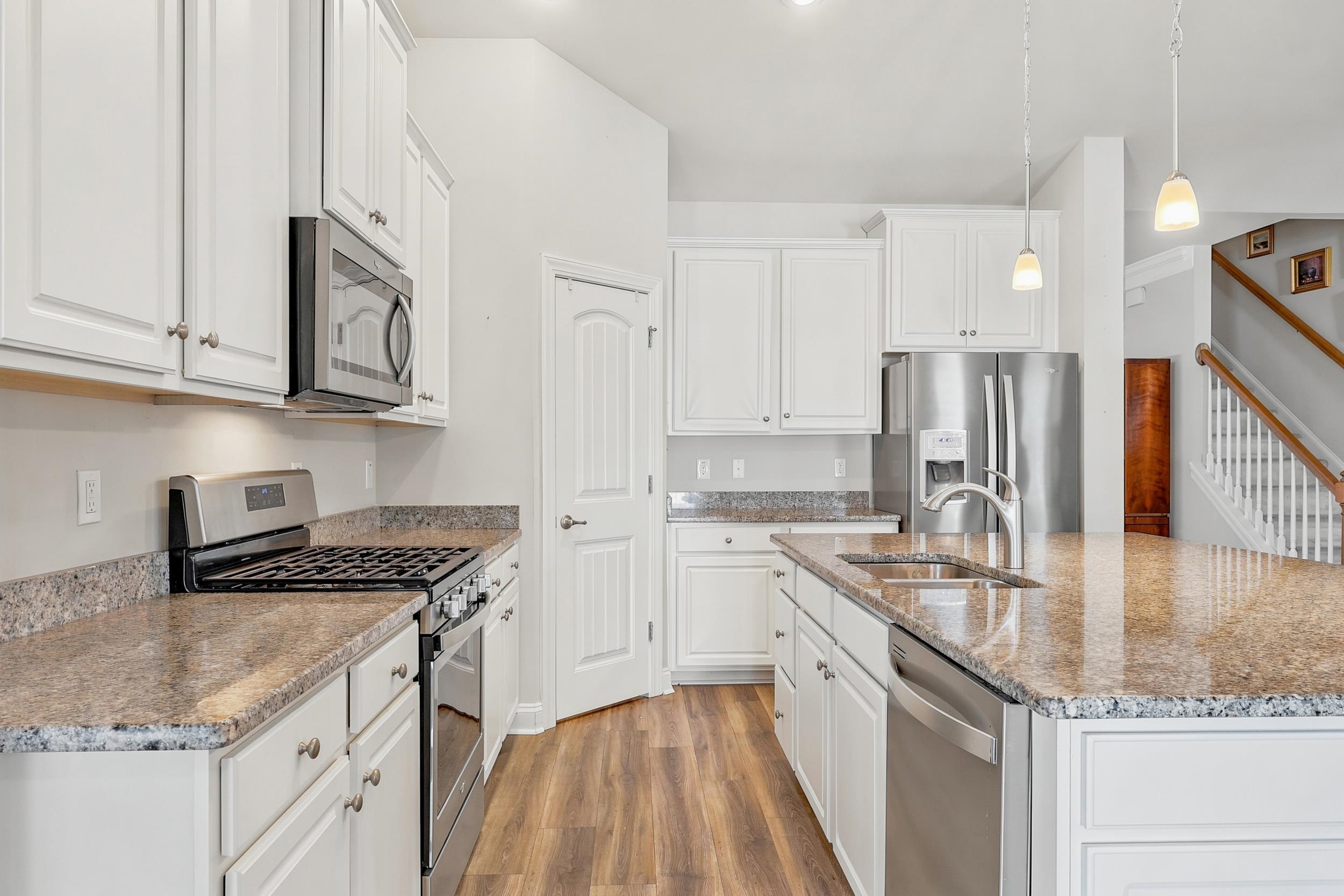 1852 Parish Way Property Photo 17