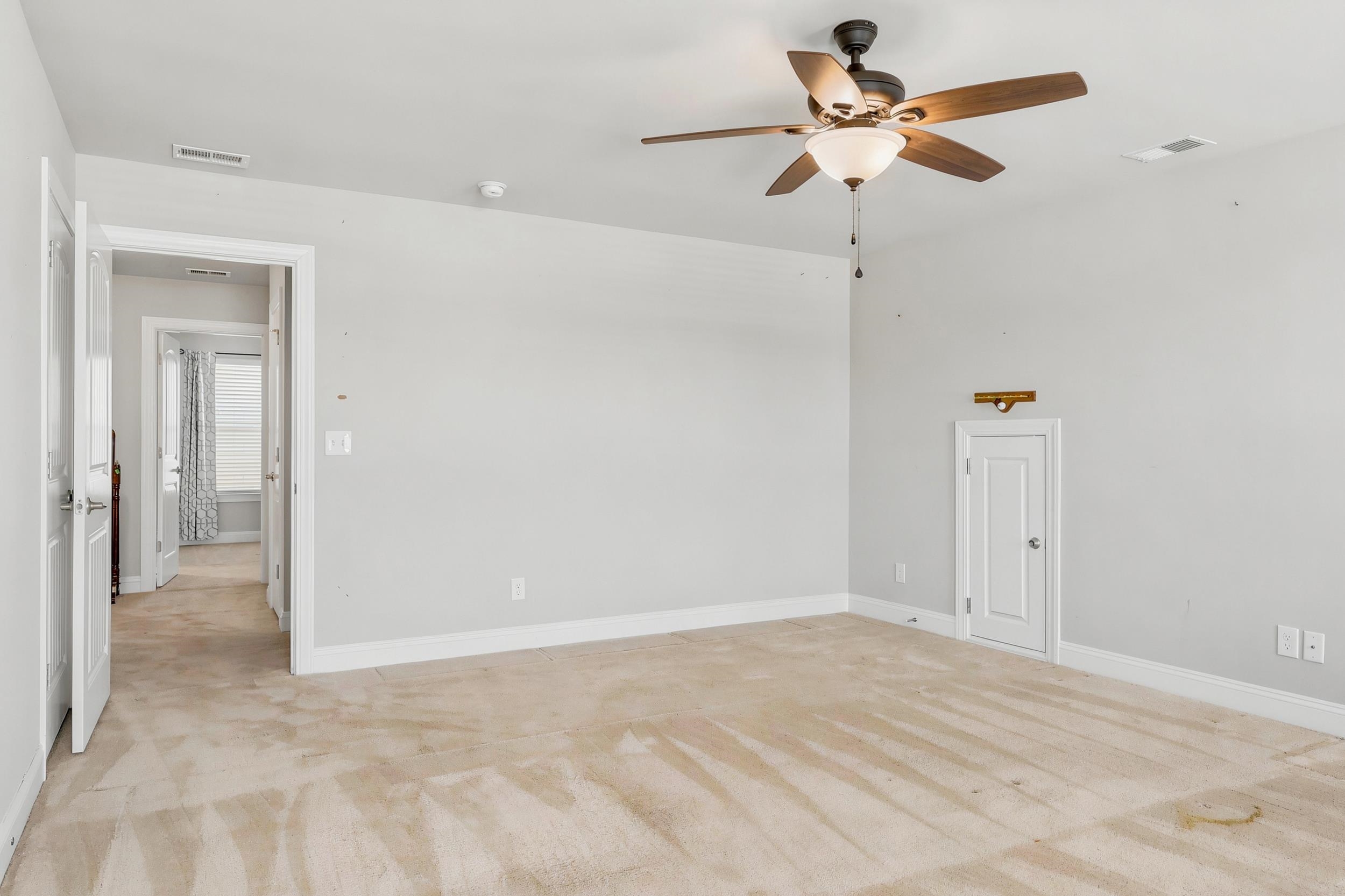 1852 Parish Way Property Photo 35
