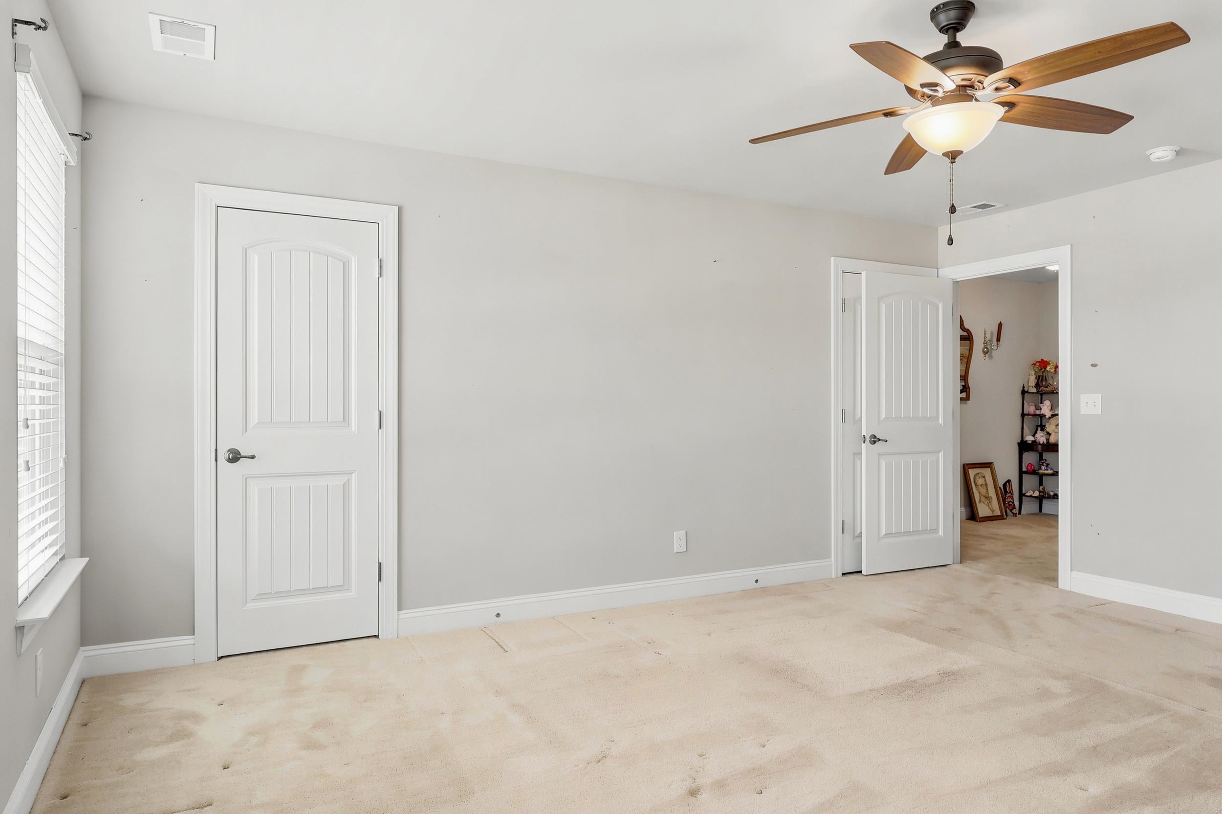 1852 Parish Way Property Photo 37
