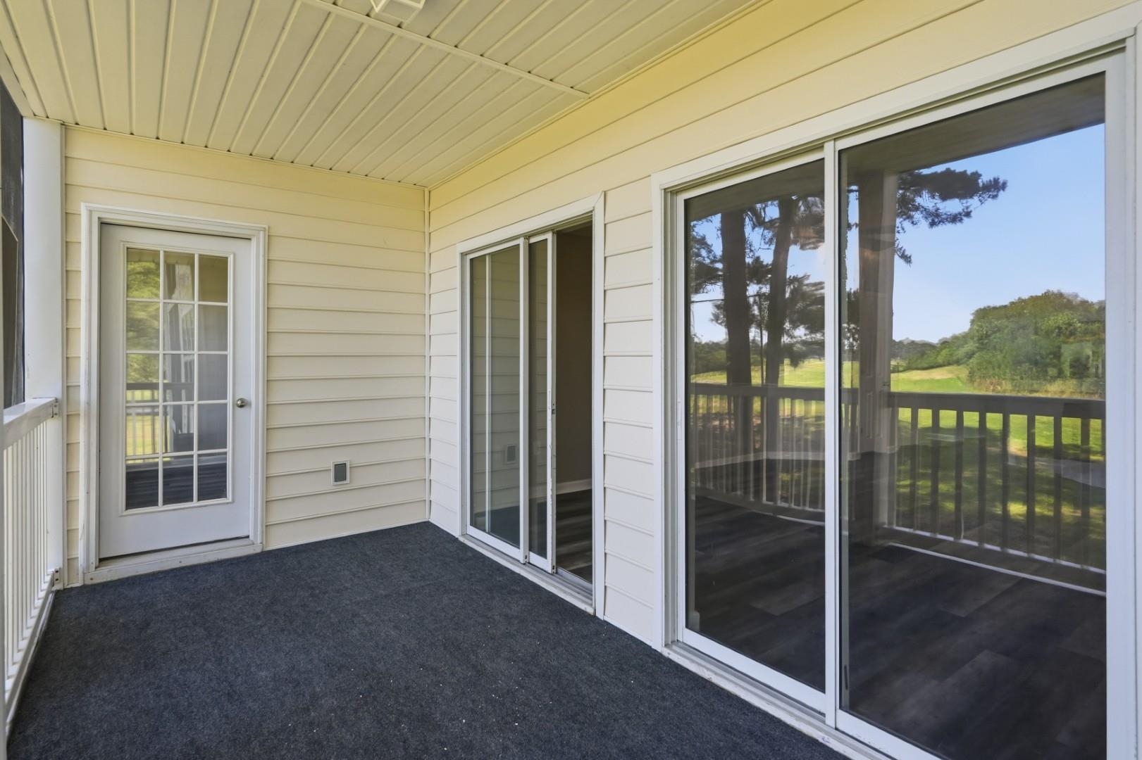 5040 Windsor Green Way Property Photo 28