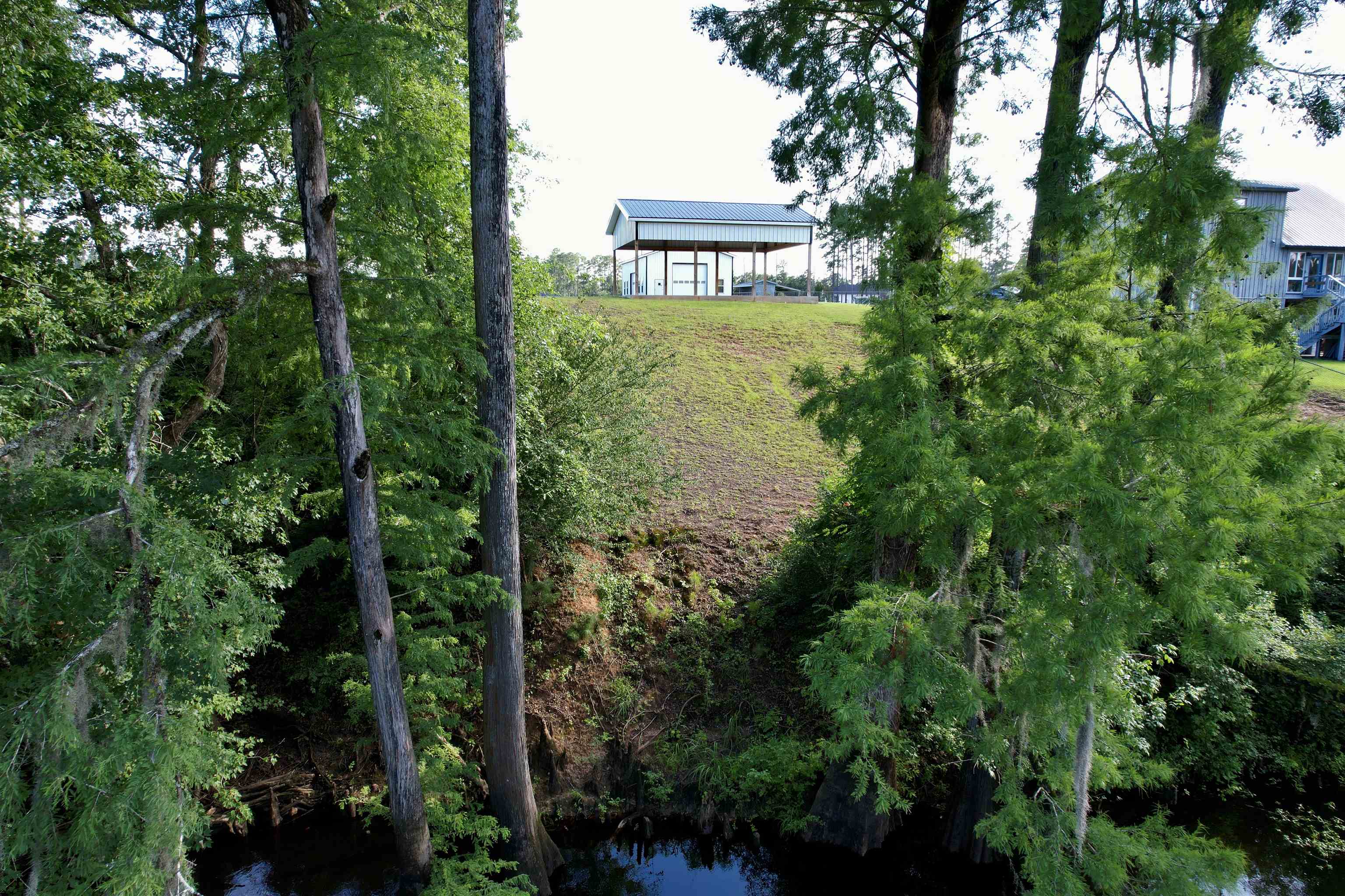 11 Gulley Ln. Property Photo 8