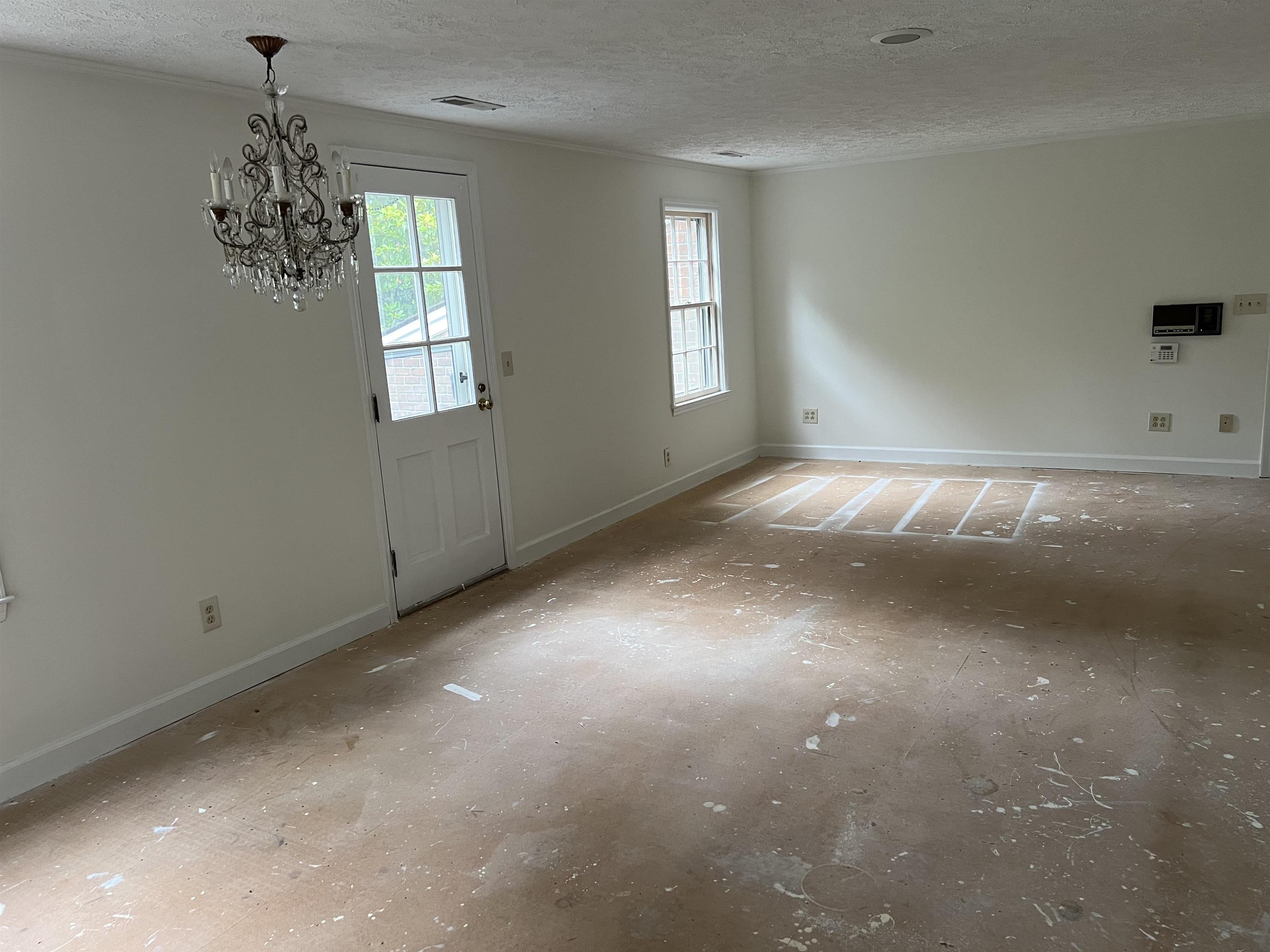 5619 Main St. Property Photo 40
