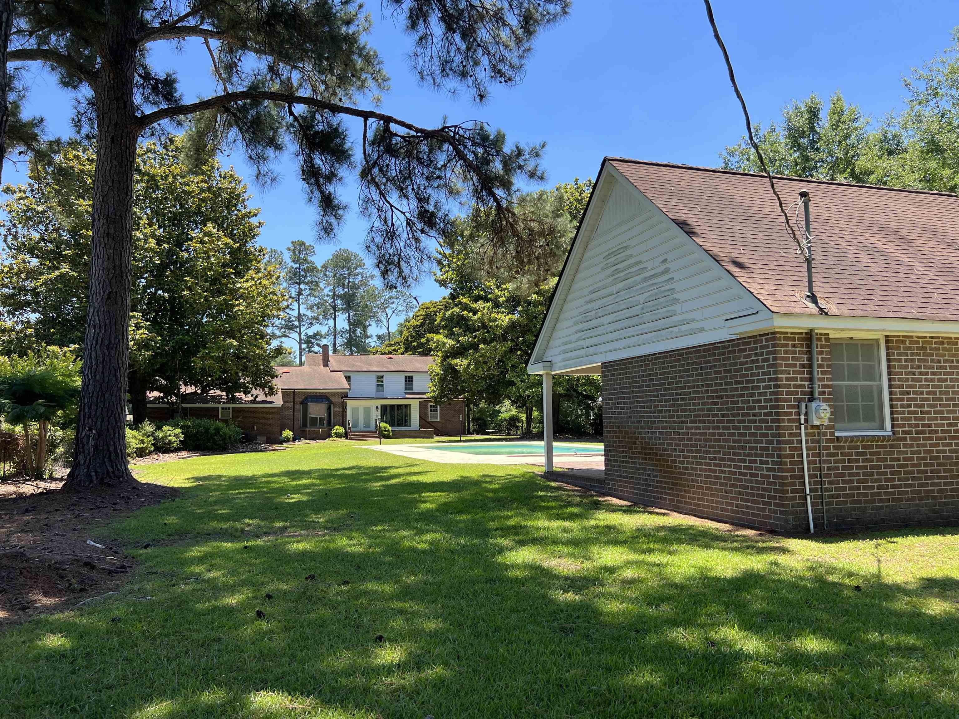 5619 Main St. Property Photo 73