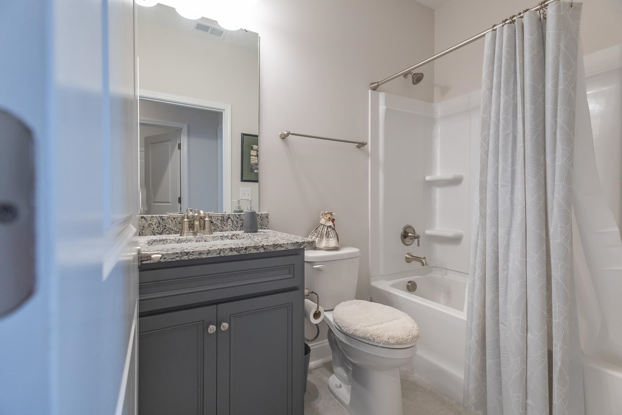 7476 Sarteano Dr. Property Photo 27