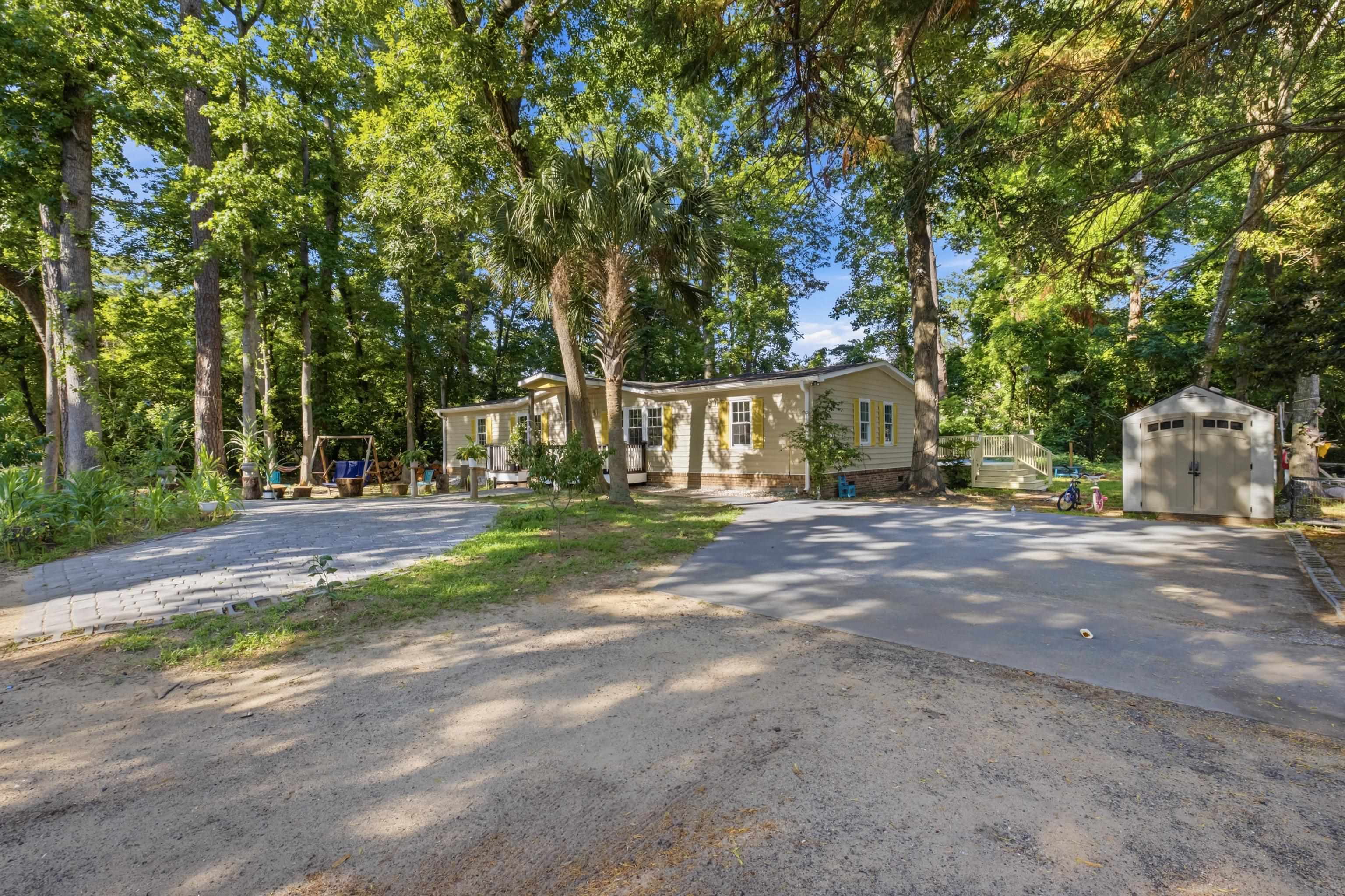 391 Di-cindy Ln. Property Photo 6