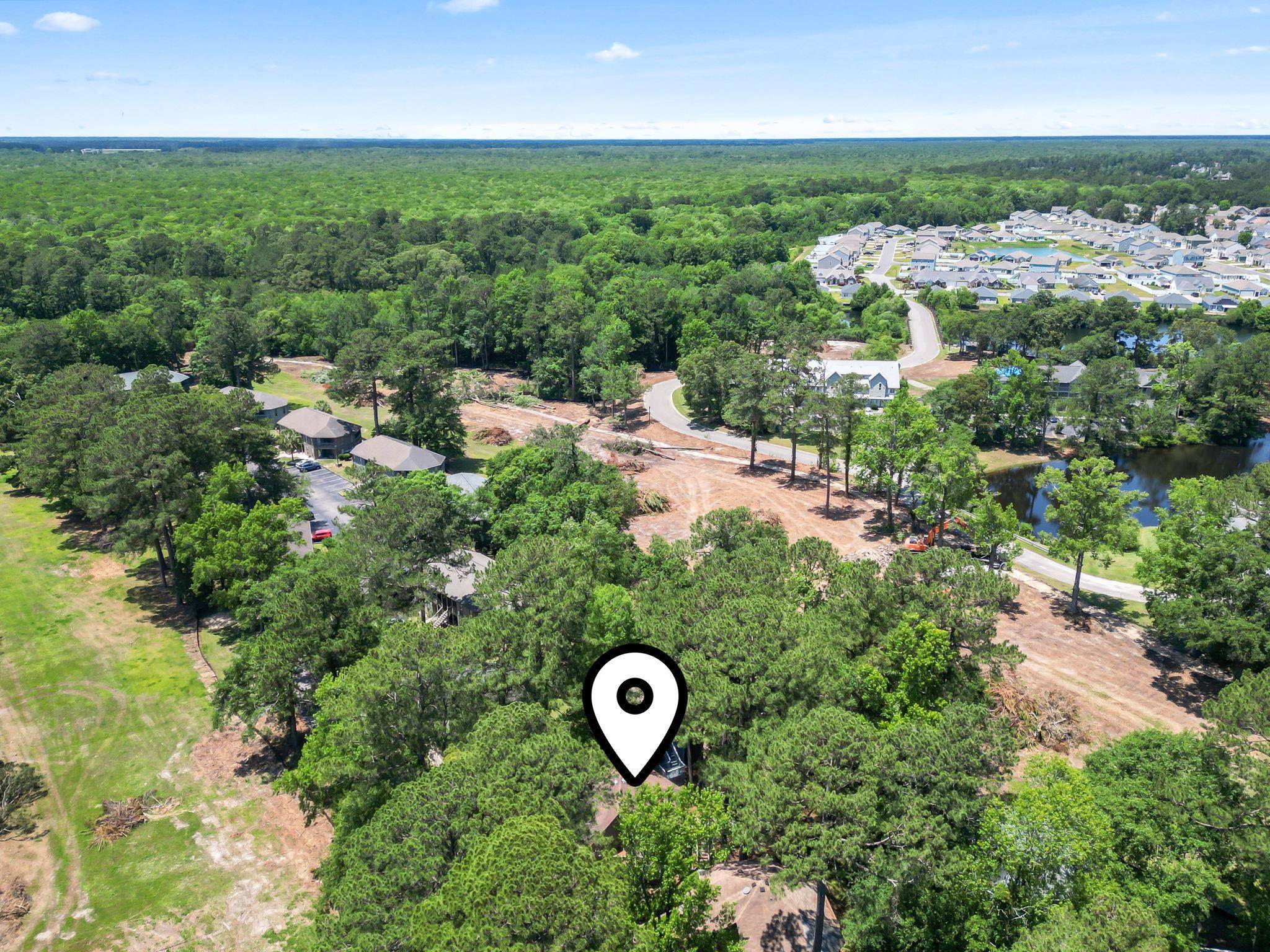 752 Tall Oaks Ct. Property Photo 4