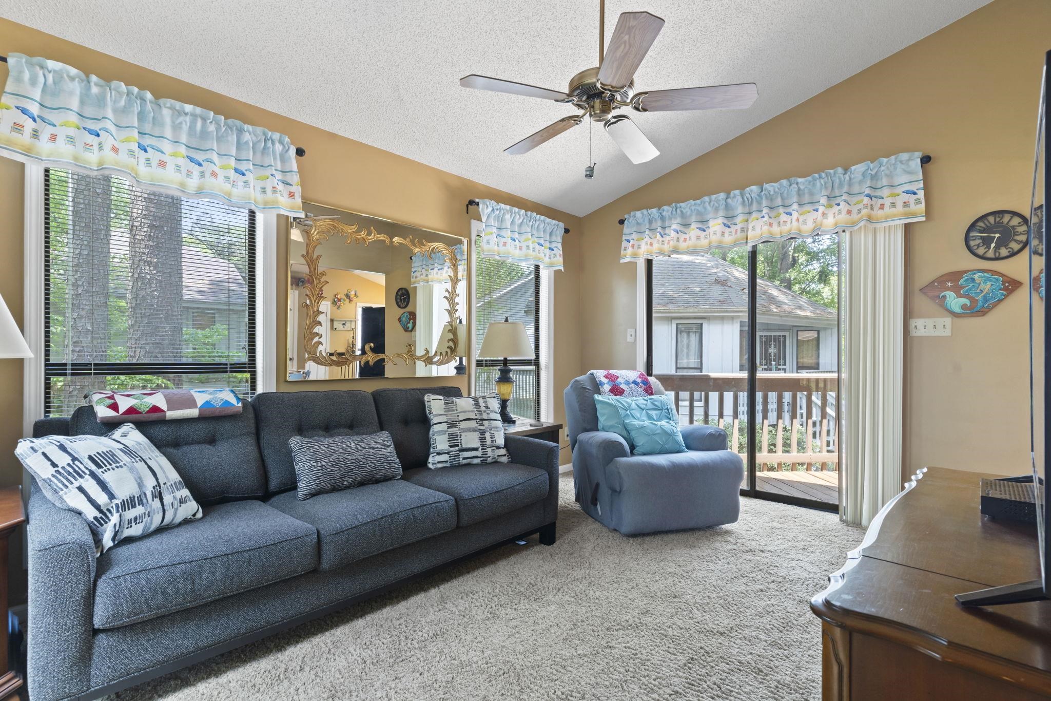752 Tall Oaks Ct. Property Photo 15