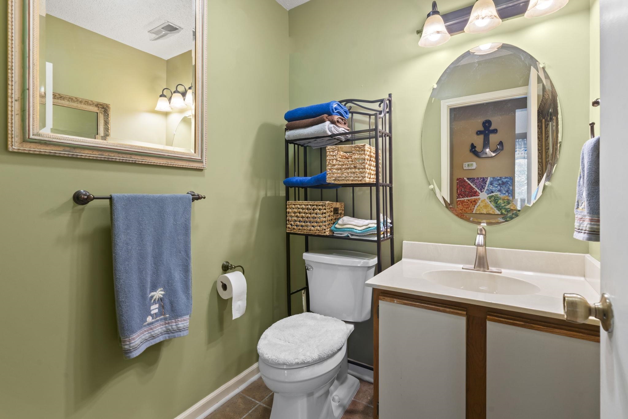 752 Tall Oaks Ct. Property Photo 16