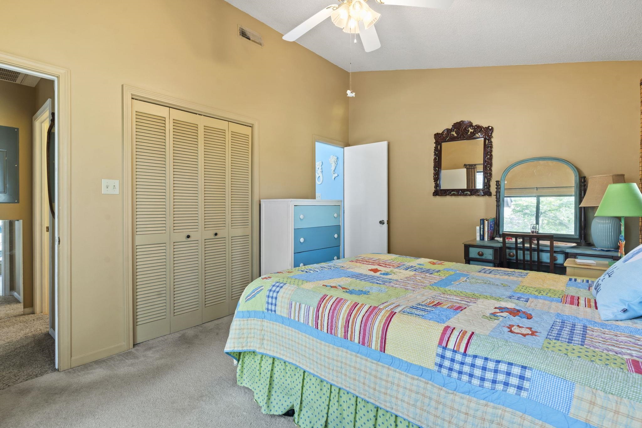 752 Tall Oaks Ct. Property Photo 17