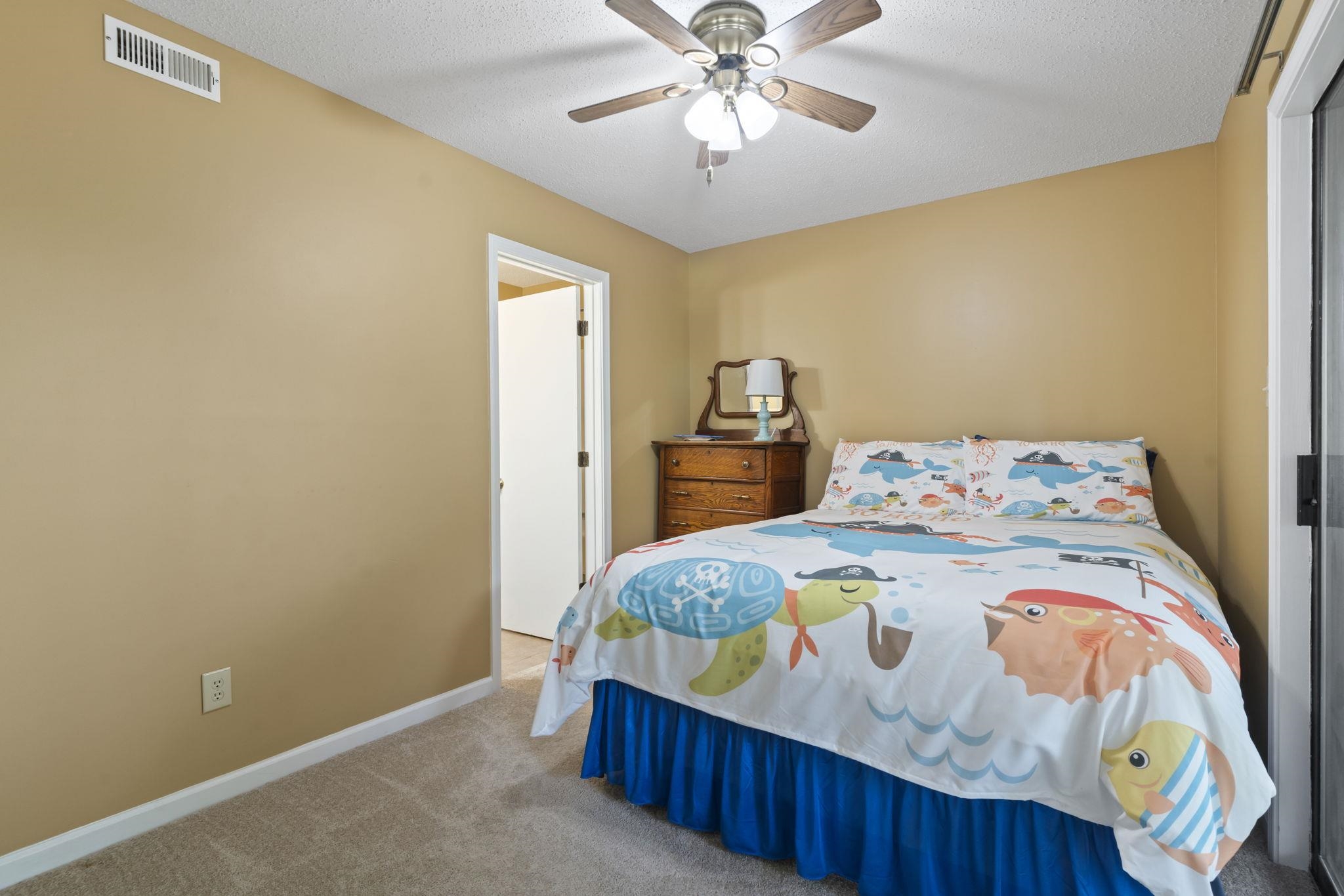752 Tall Oaks Ct. Property Photo 28